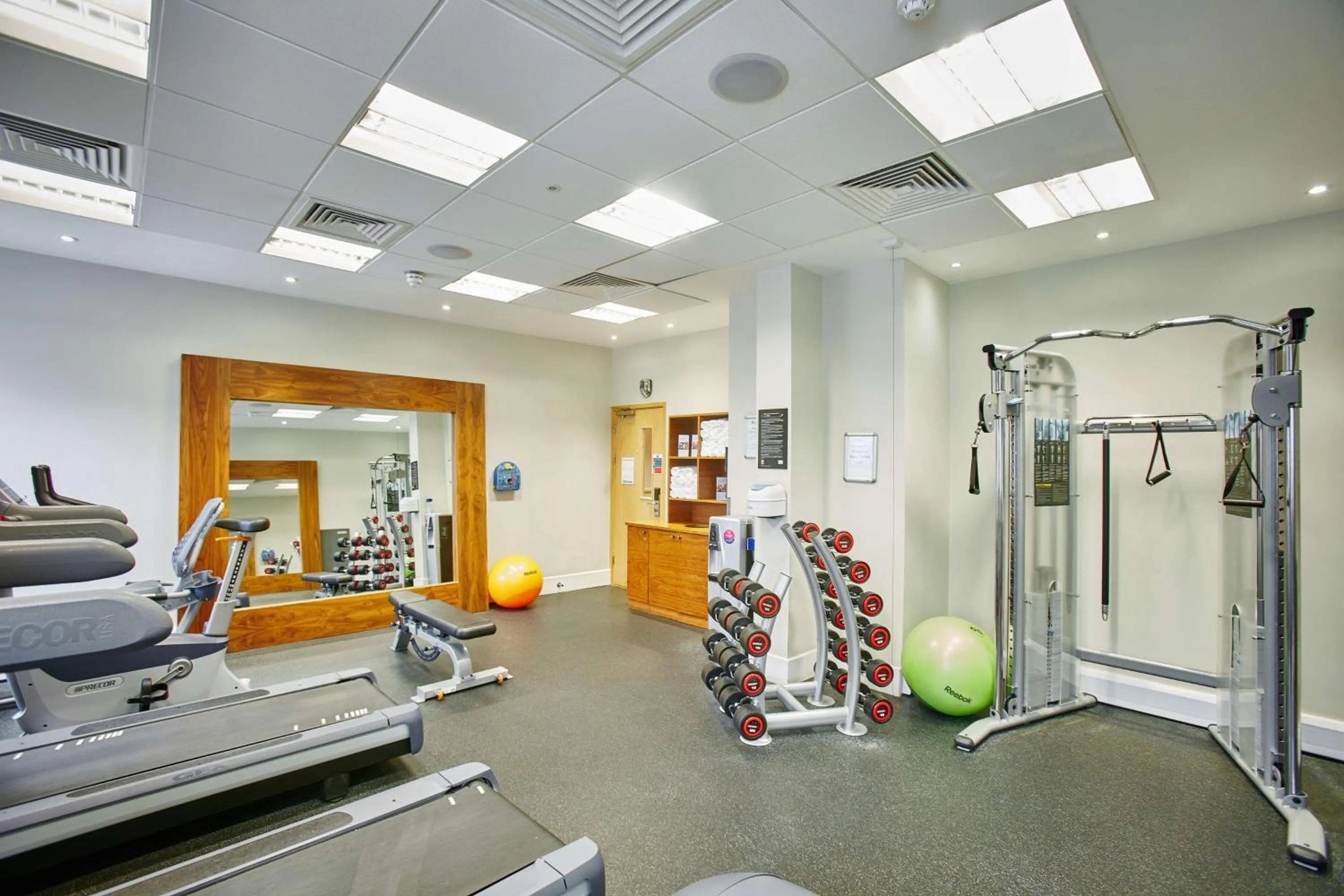 Fitness centre/facilities in Hilton Garden Inn Bristol City Centre