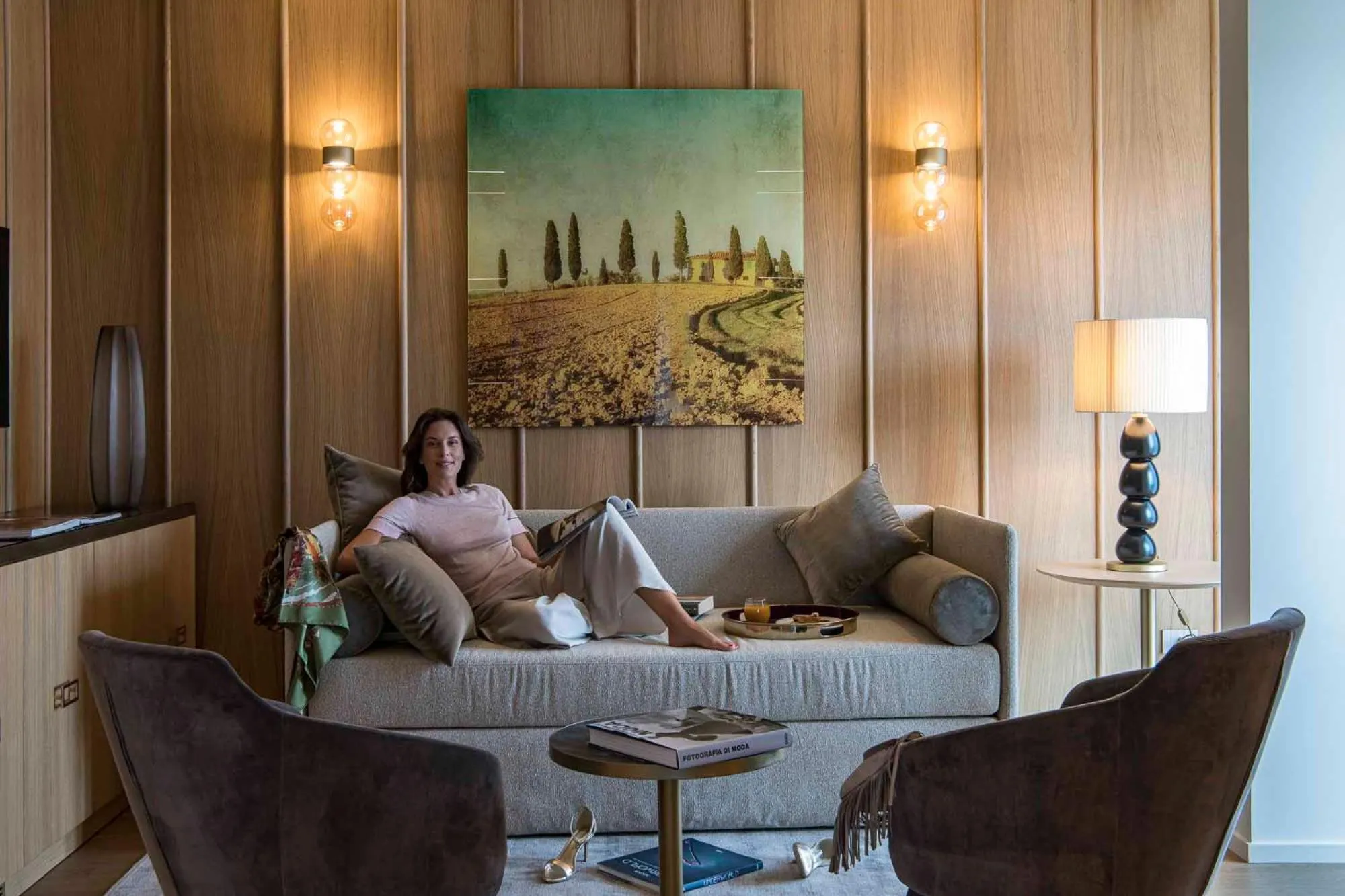 Living room in Columbus Urban Resort