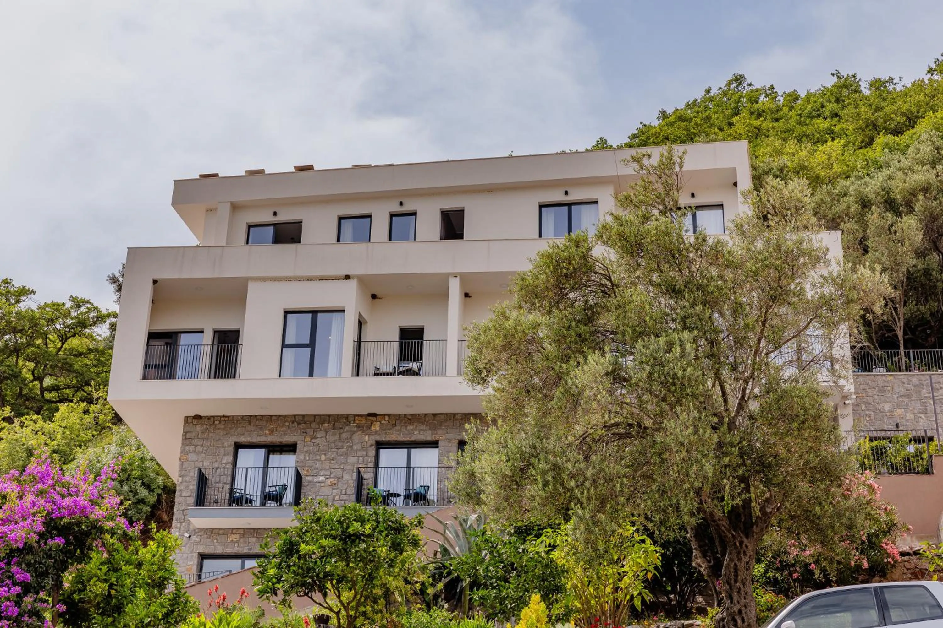 Property building in Hotel AQUILO