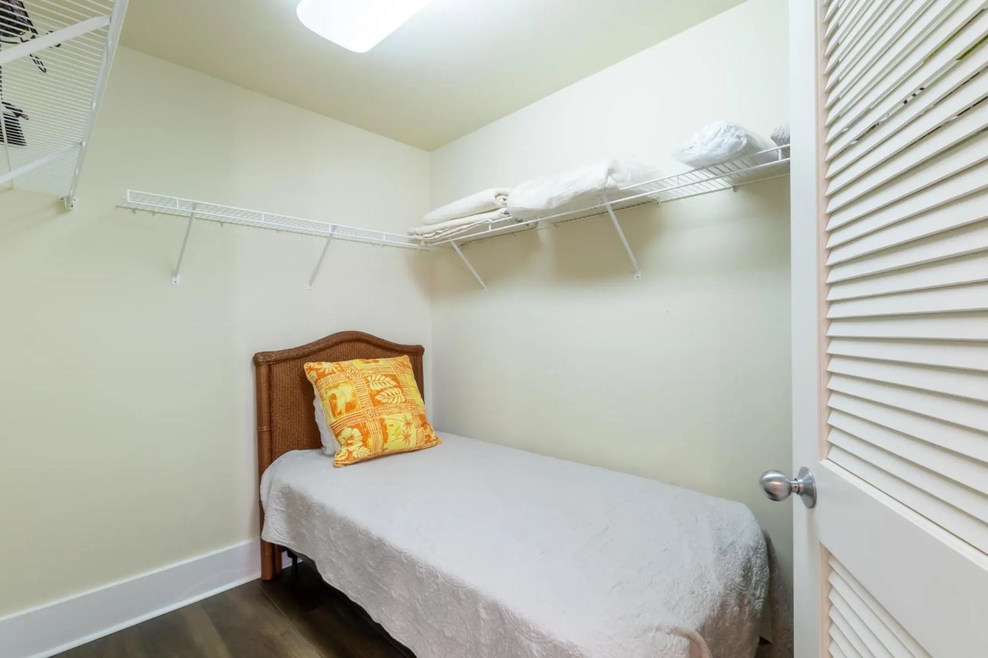 Bedroom, Bed in Caribe Resort by Hosteeva