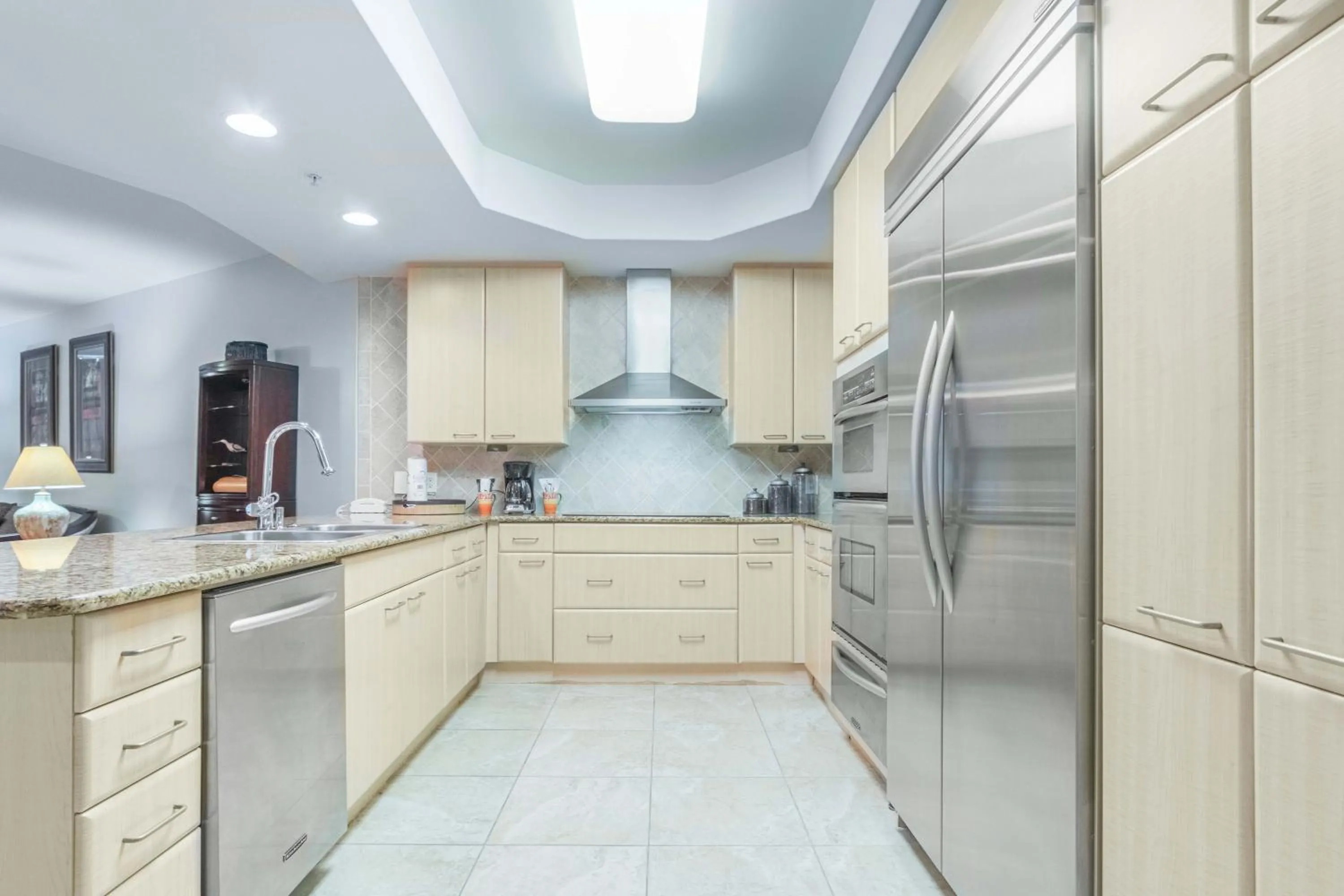 Kitchen or kitchenette in Caribe Resort by Hosteeva