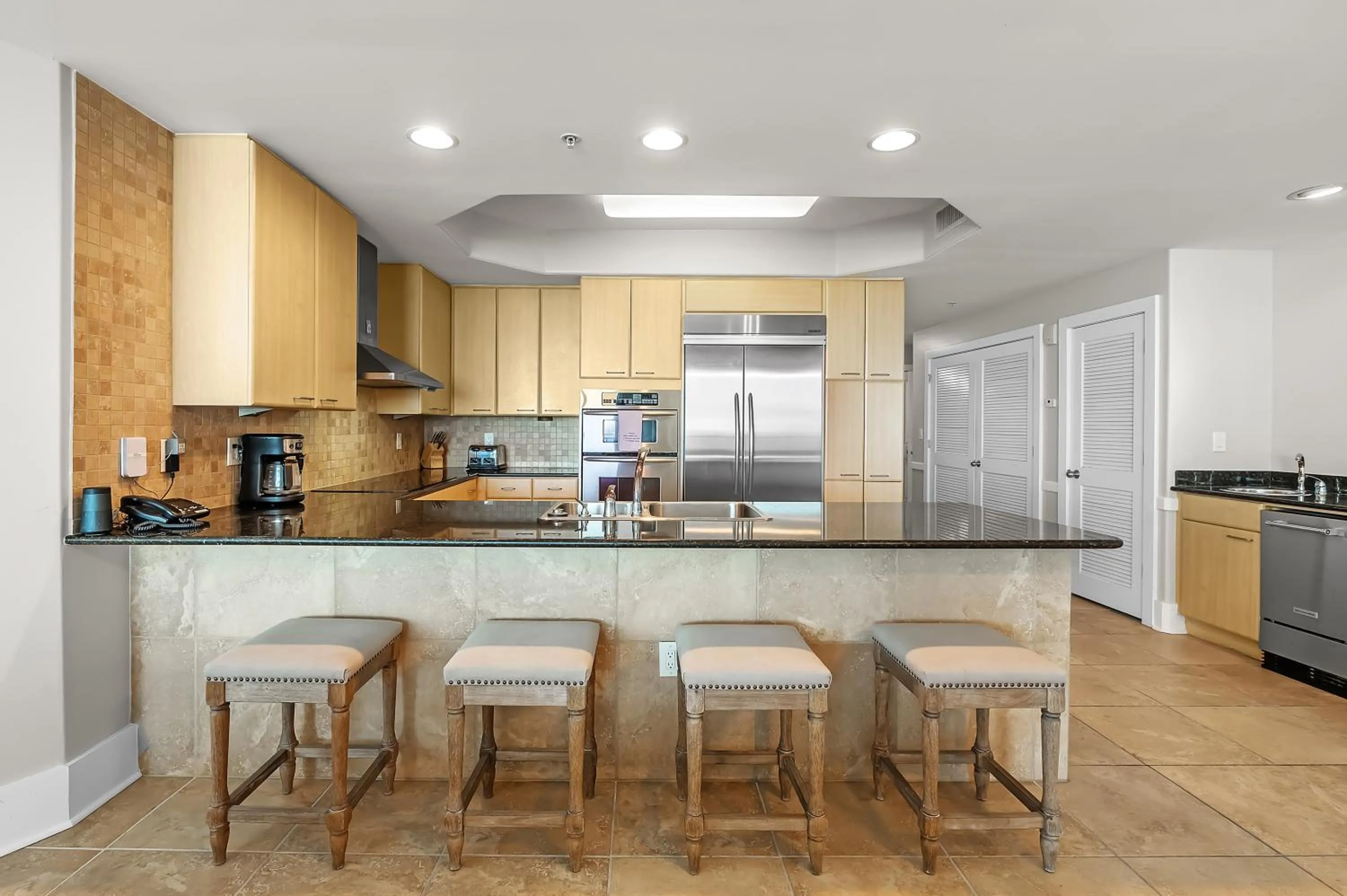 Kitchen or kitchenette in Caribe Resort by Hosteeva