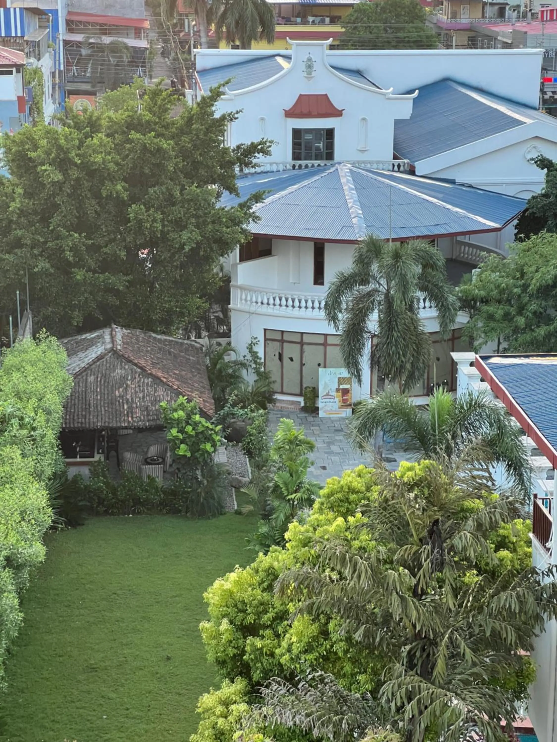 Property building in Club De Novo Hotel