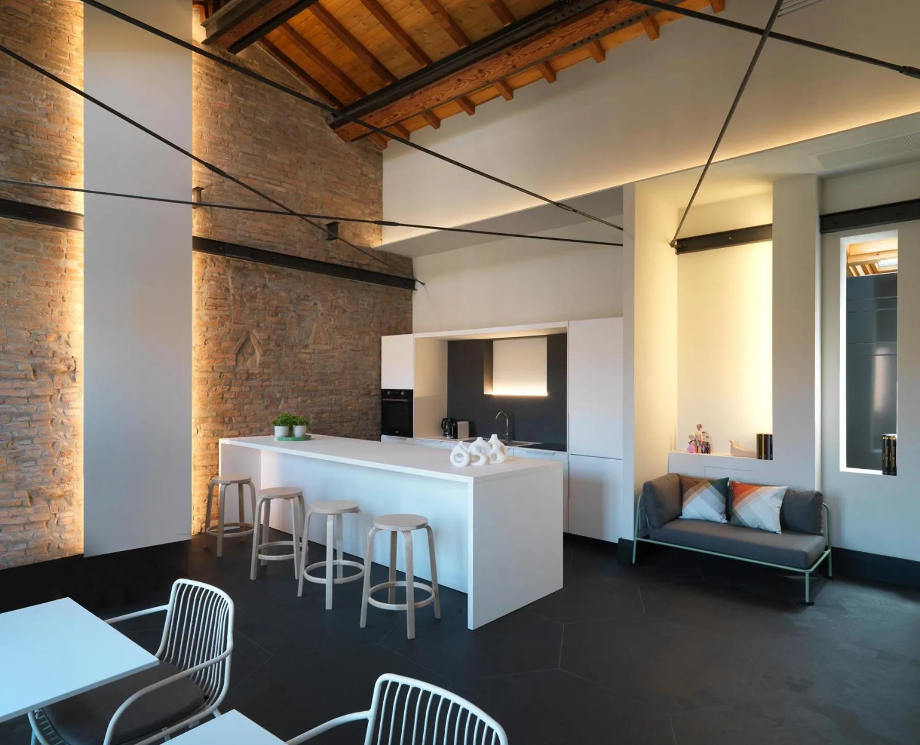Communal kitchen in Canalchiaro 13
