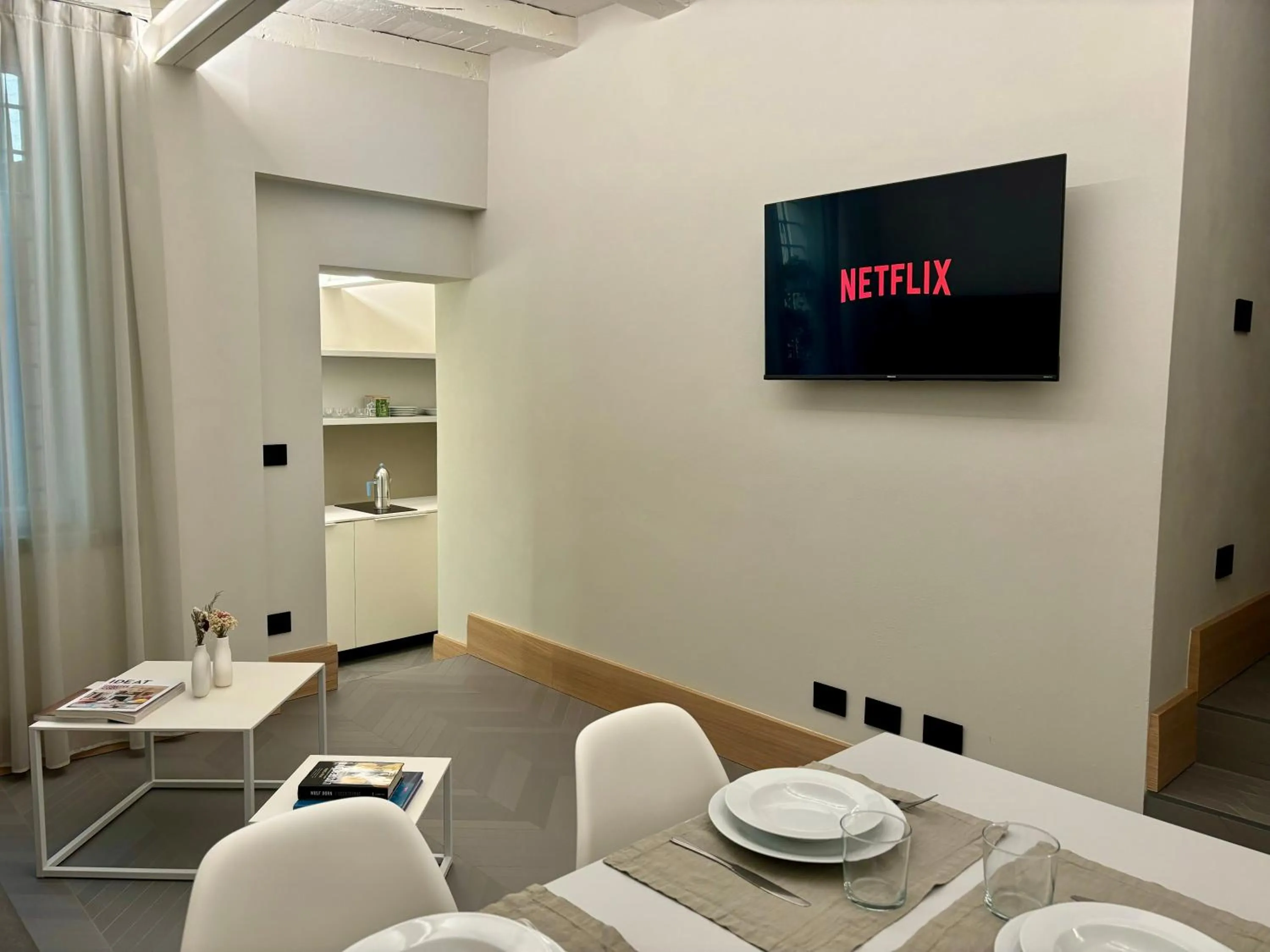 TV and multimedia in Canalchiaro 13