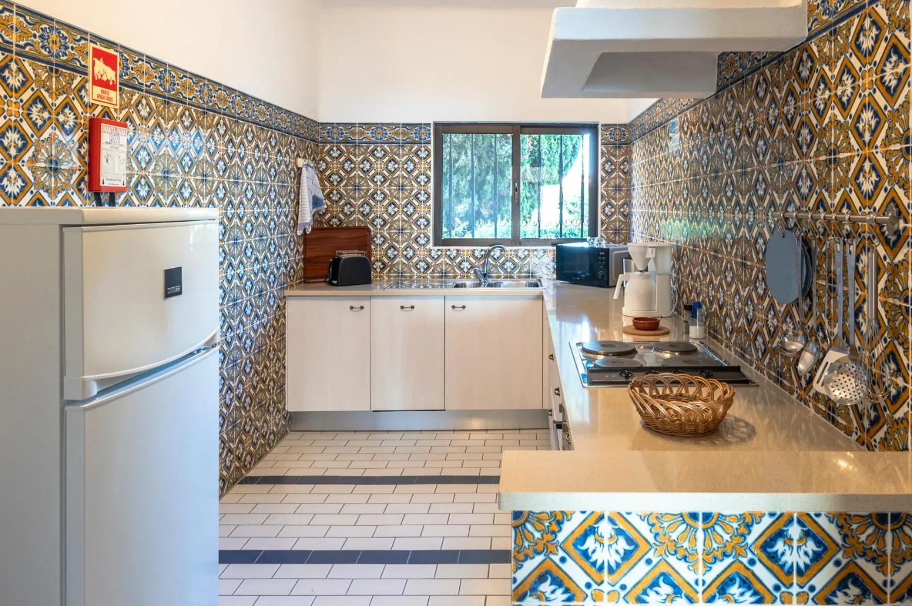 Coffee/tea facilities in Algar Seco Parque