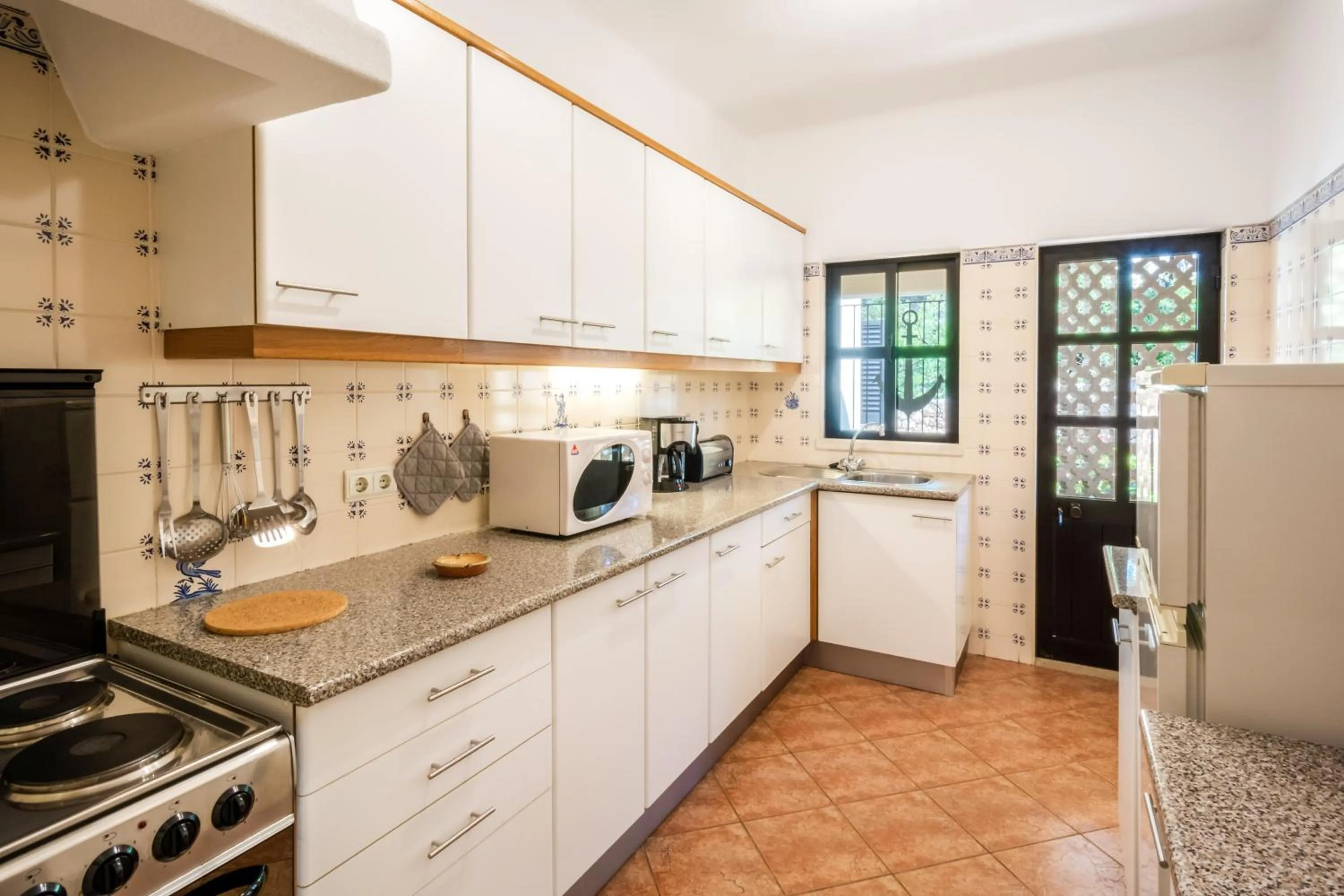 Coffee/tea facilities in Algar Seco Parque