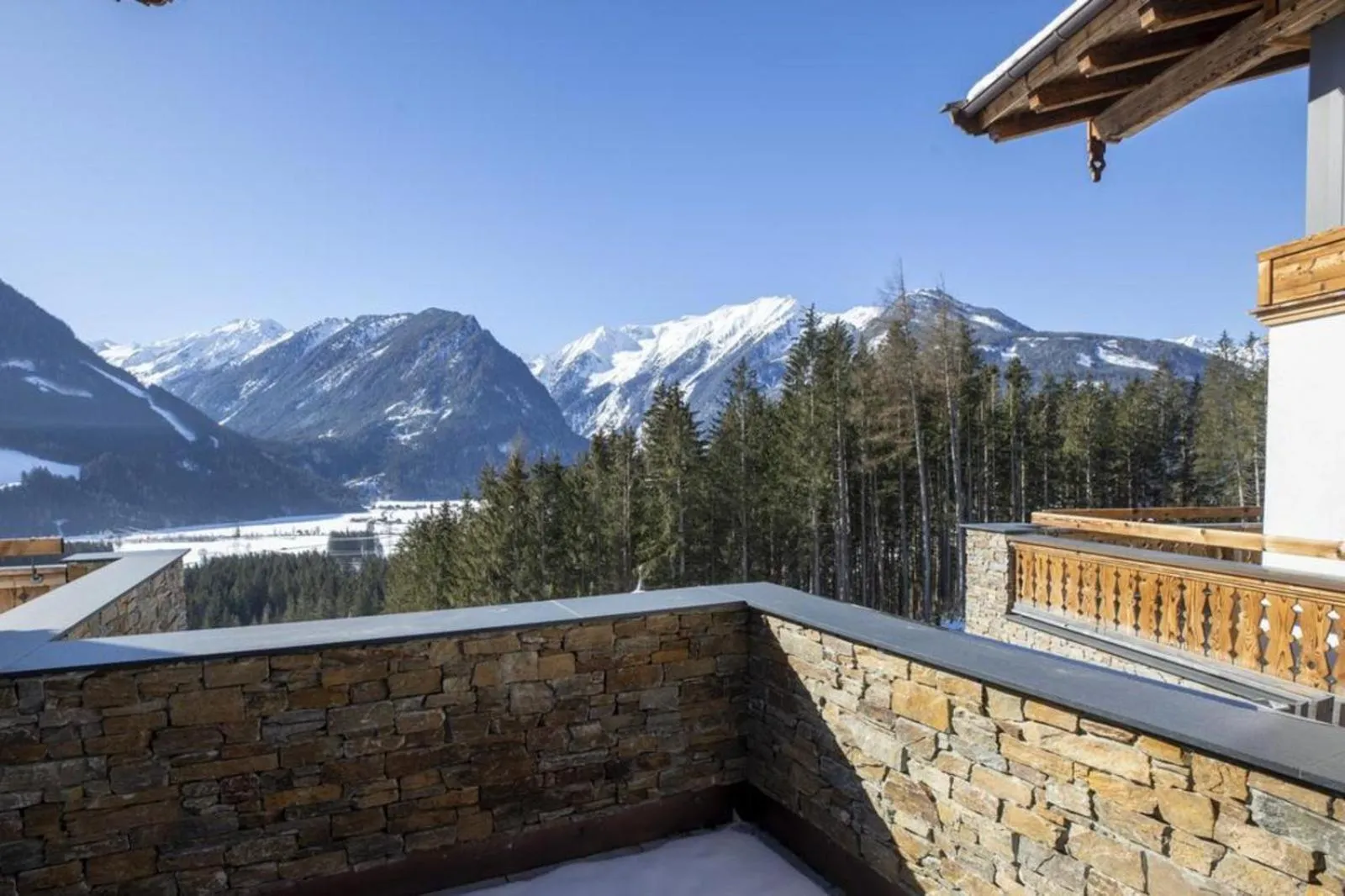 Winter in Nationalpark Chalet Schlieferspitze