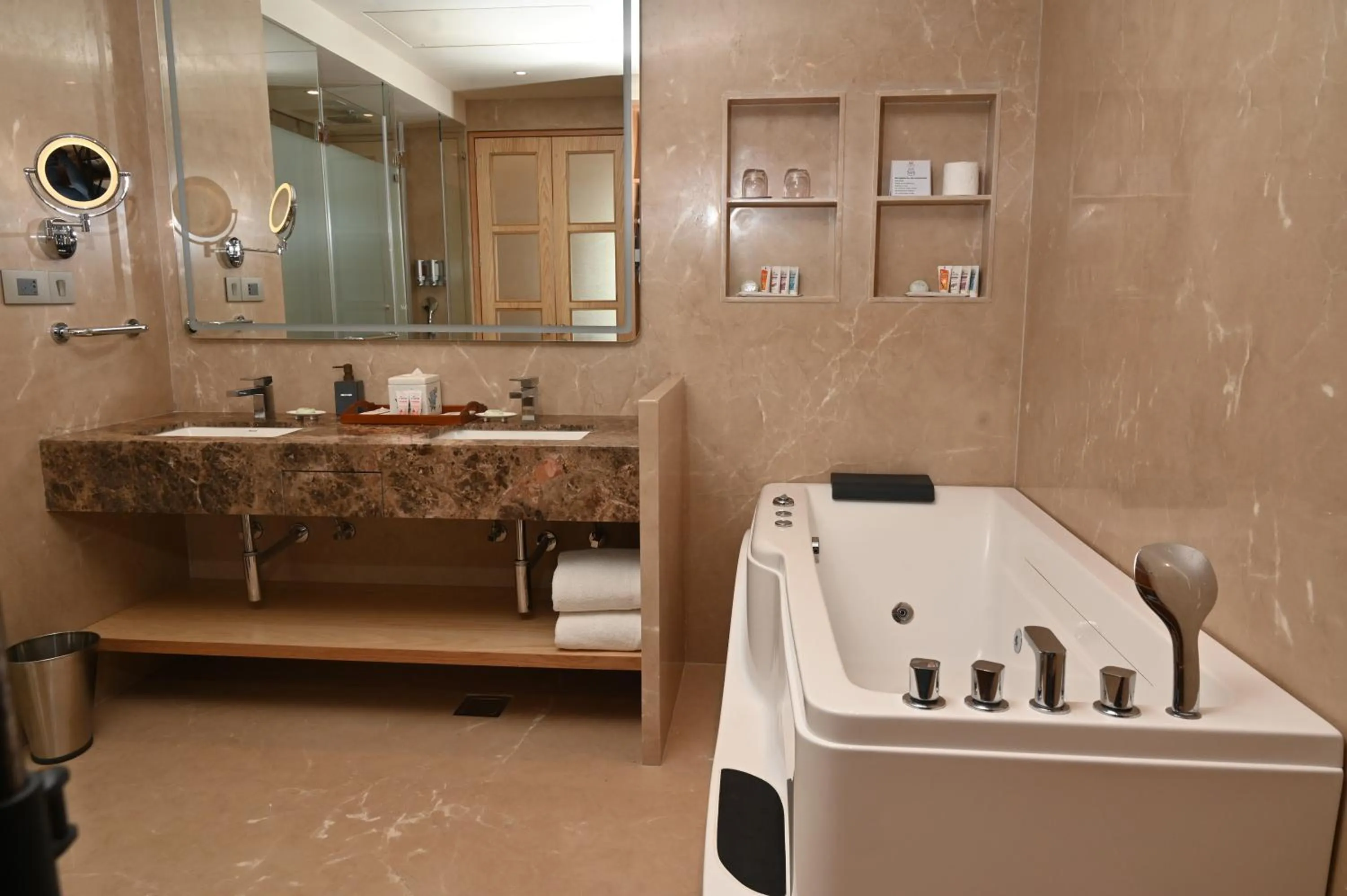 Bathroom in Welcomhotel by ITC Hotels, Rama International, Aurangabad