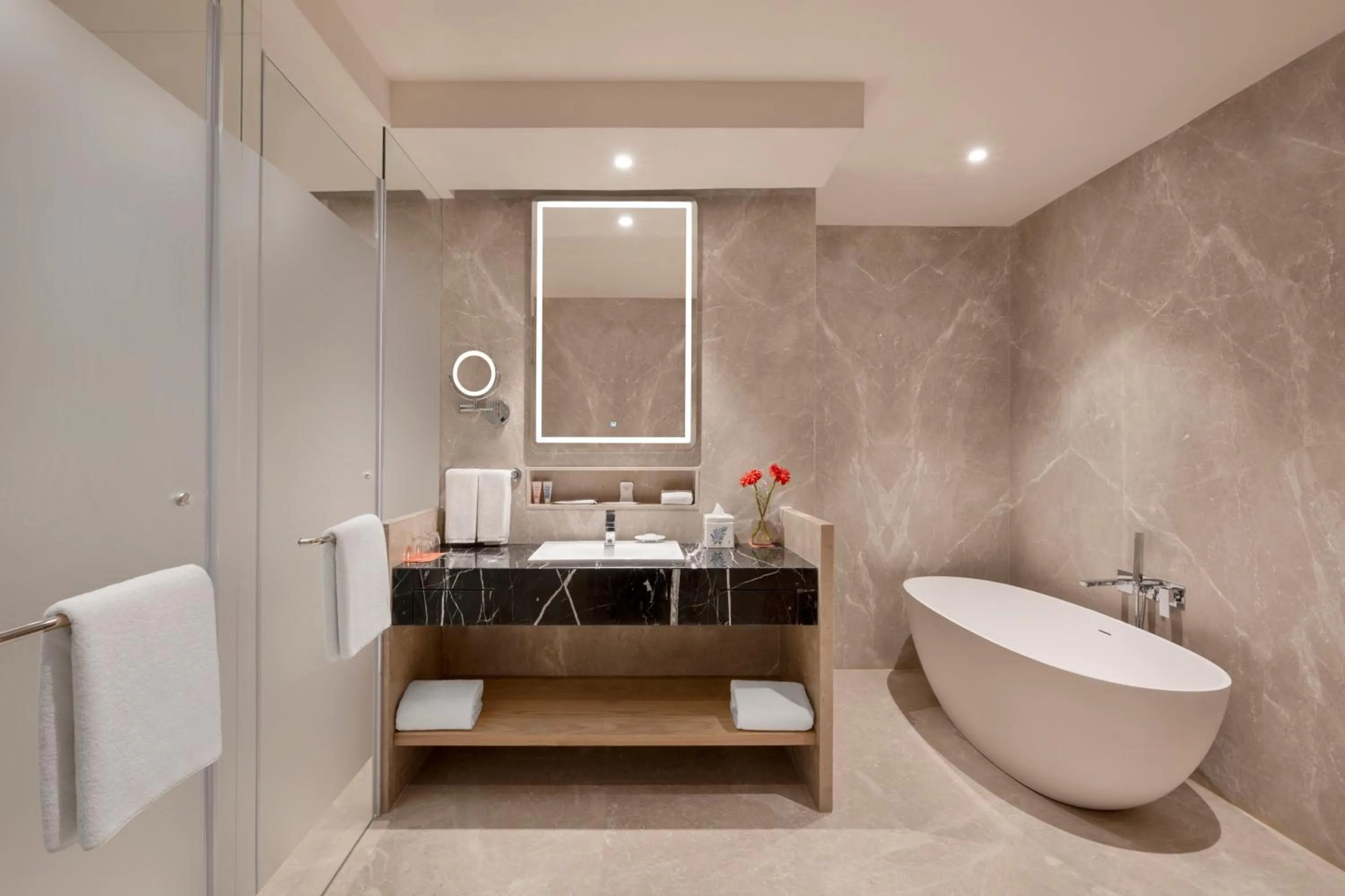 Bathroom in Welcomhotel by ITC Hotels, Rama International, Aurangabad