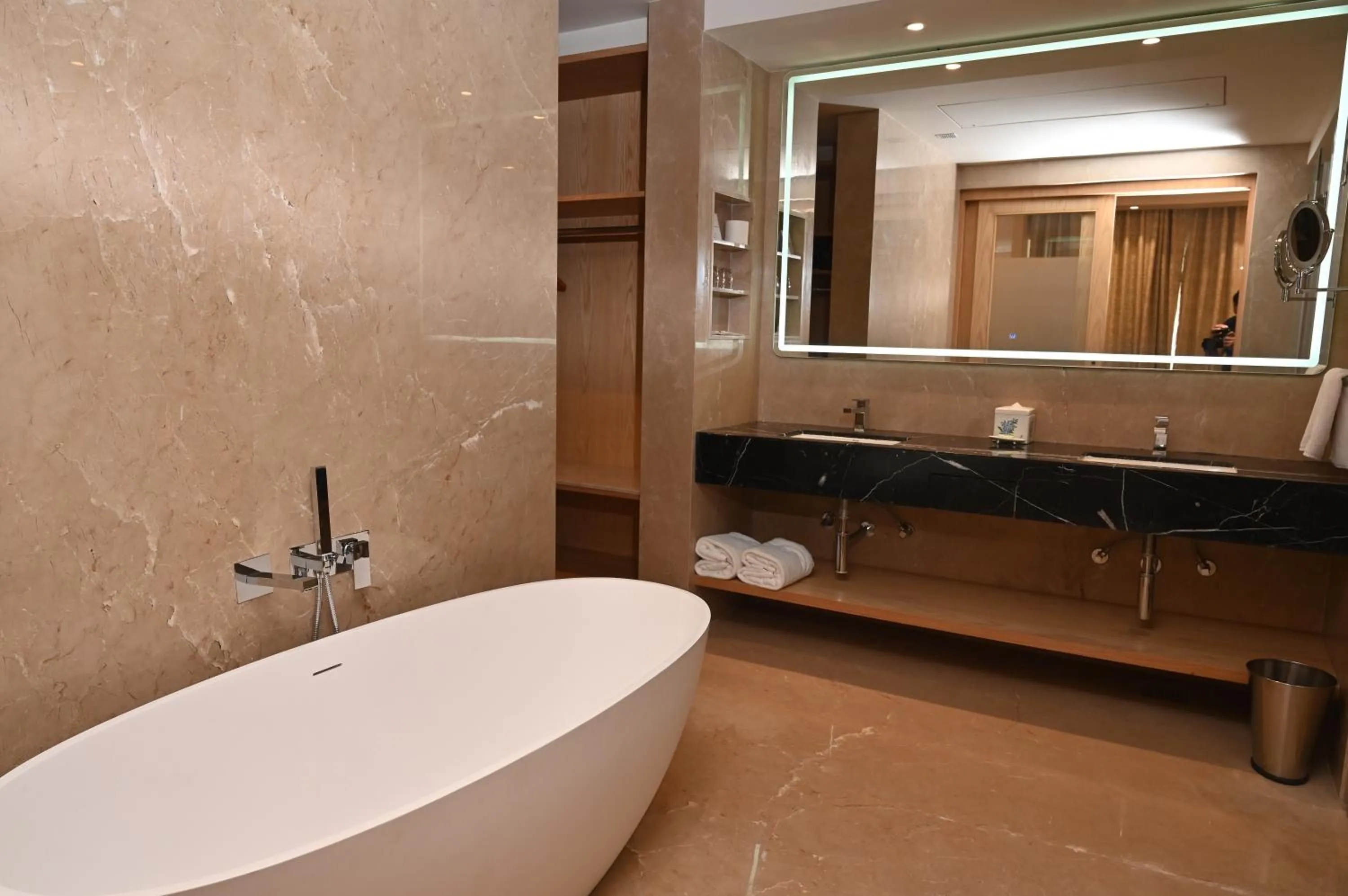 Bathroom in Welcomhotel by ITC Hotels, Rama International, Aurangabad