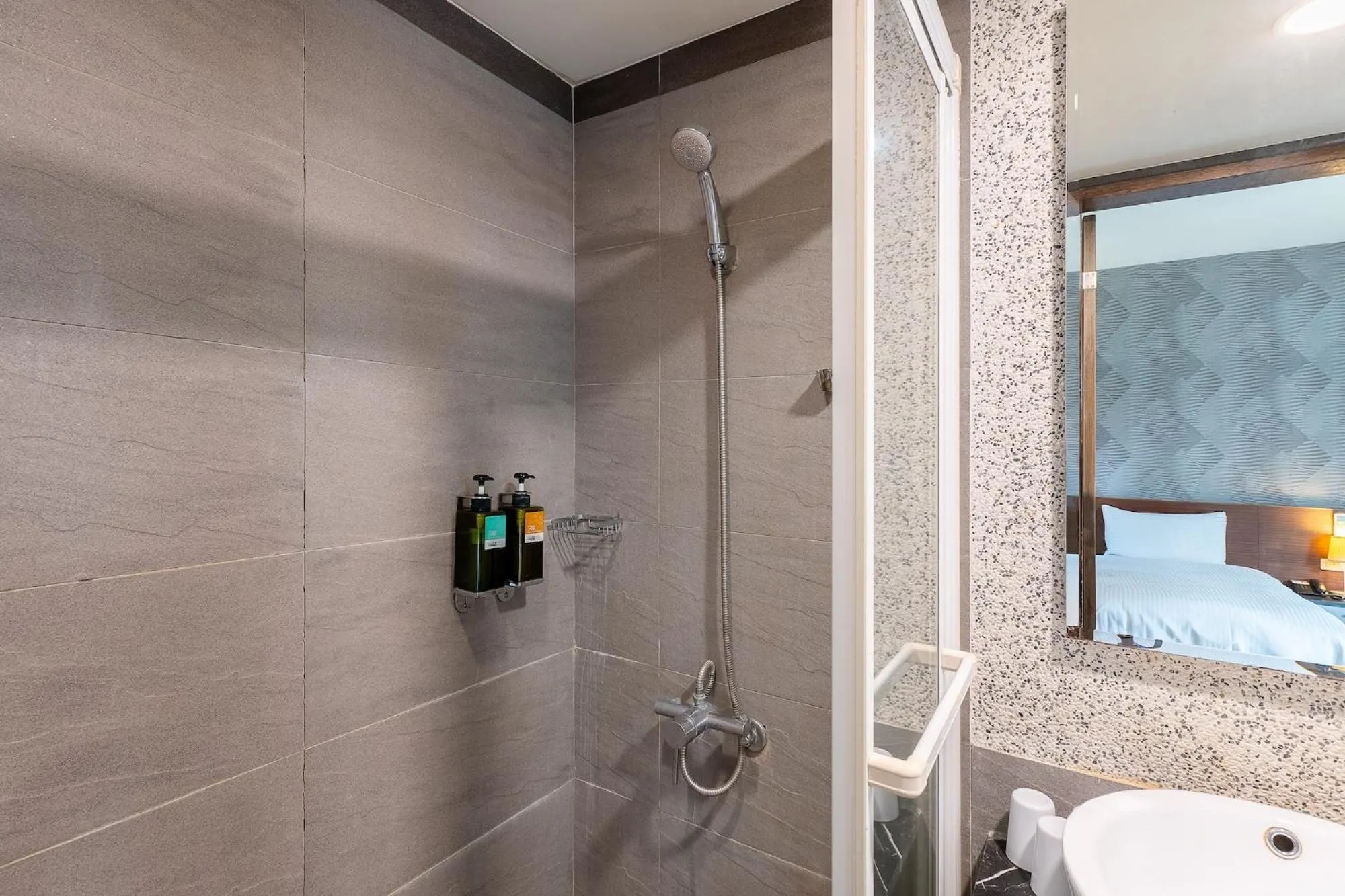 Shower in The Galerie Hotel