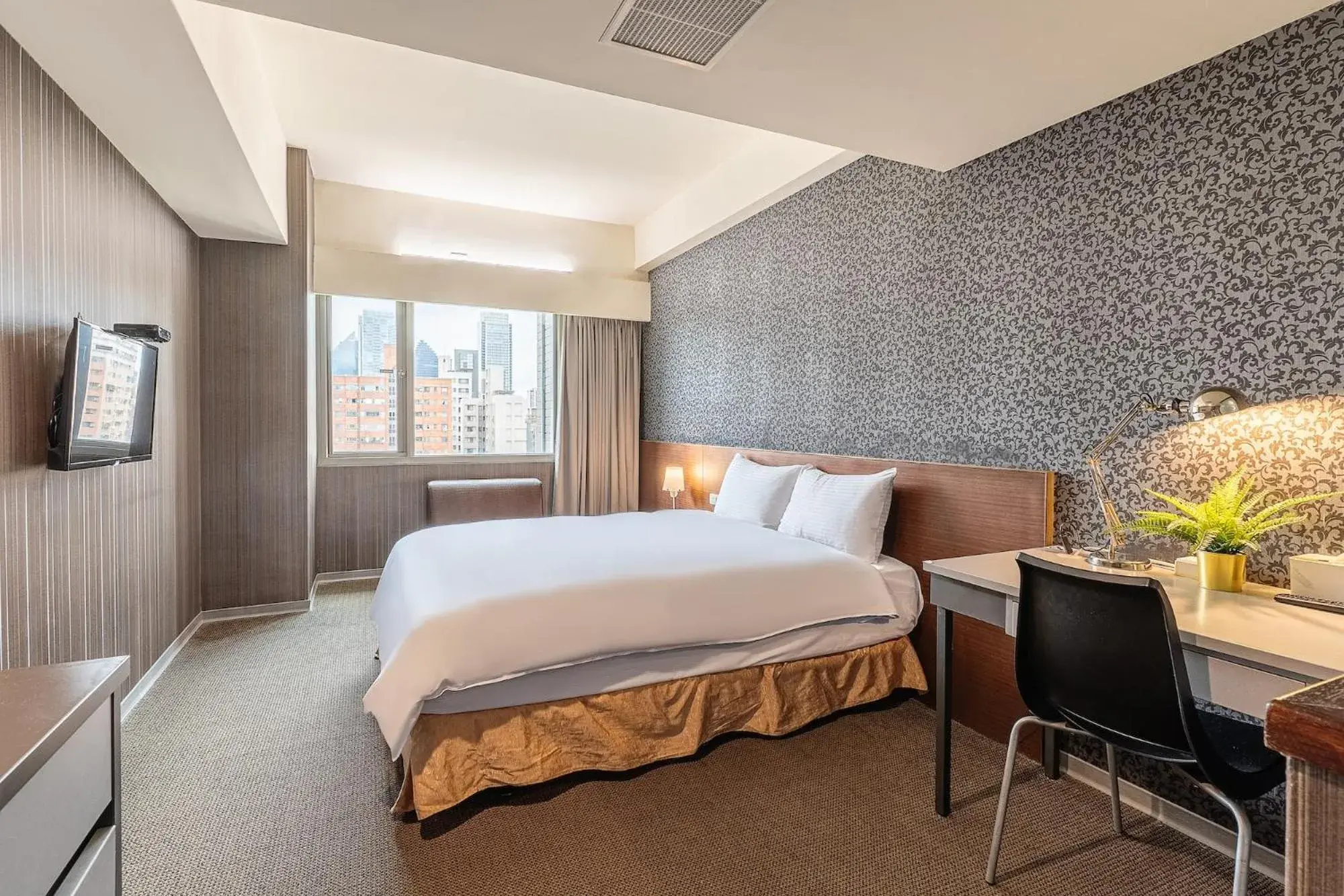 Standard Double Room - single occupancy in The Galerie Hotel Standard Double Room - single occupancy in The Galerie Hotel