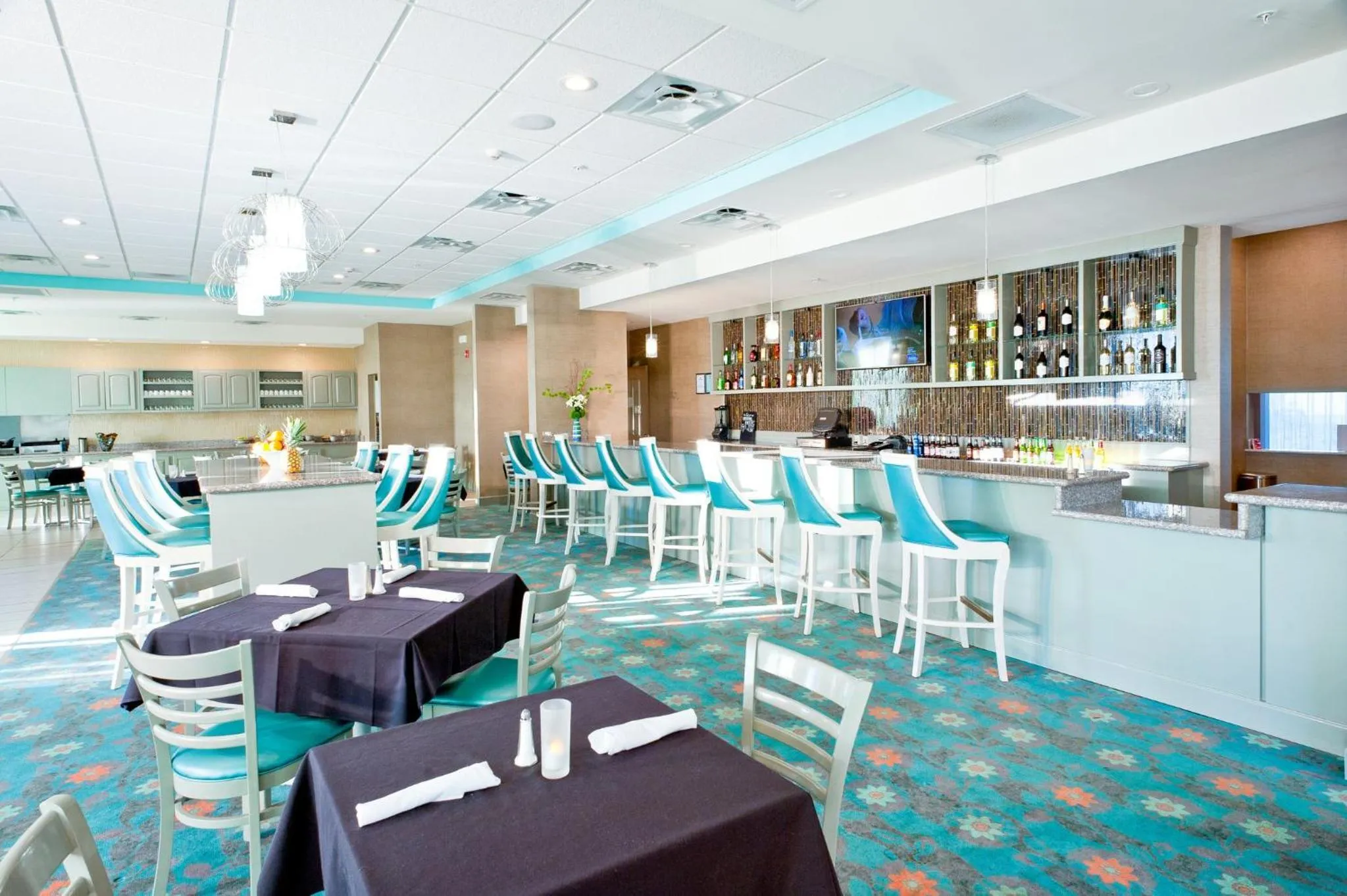 Restaurant/places to eat in Holiday Inn Guin by IHG