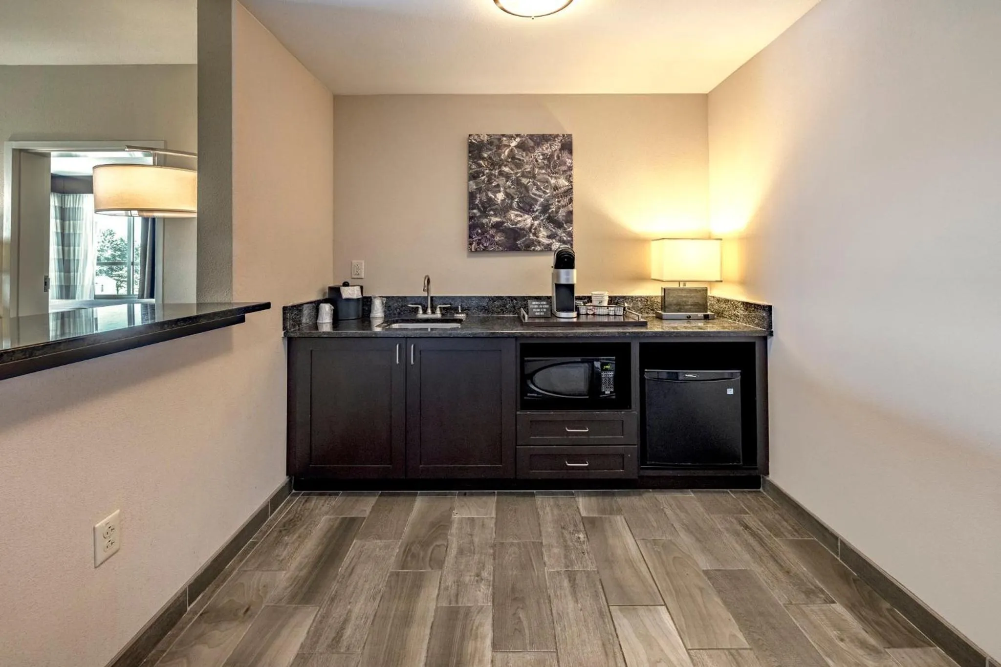 Photo of the whole room in Holiday Inn Owensboro Riverfront by IHG