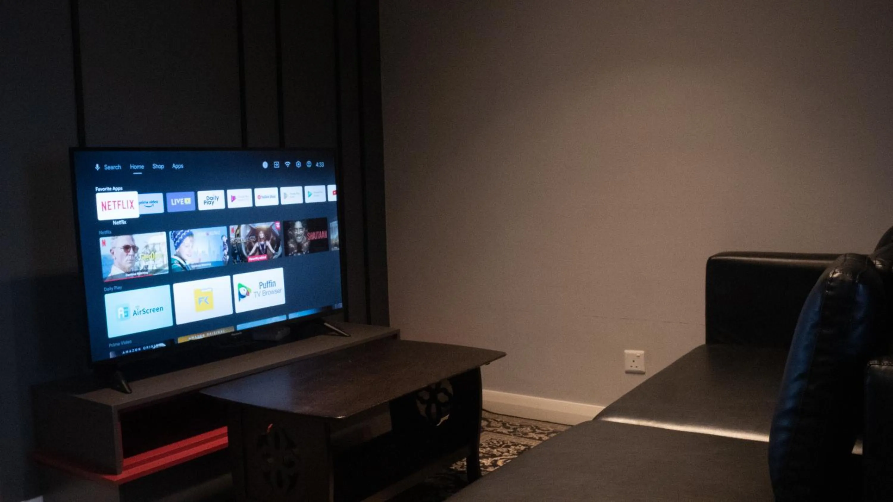 Communal lounge/ TV room in Axon Residence KLCC - JD HOME