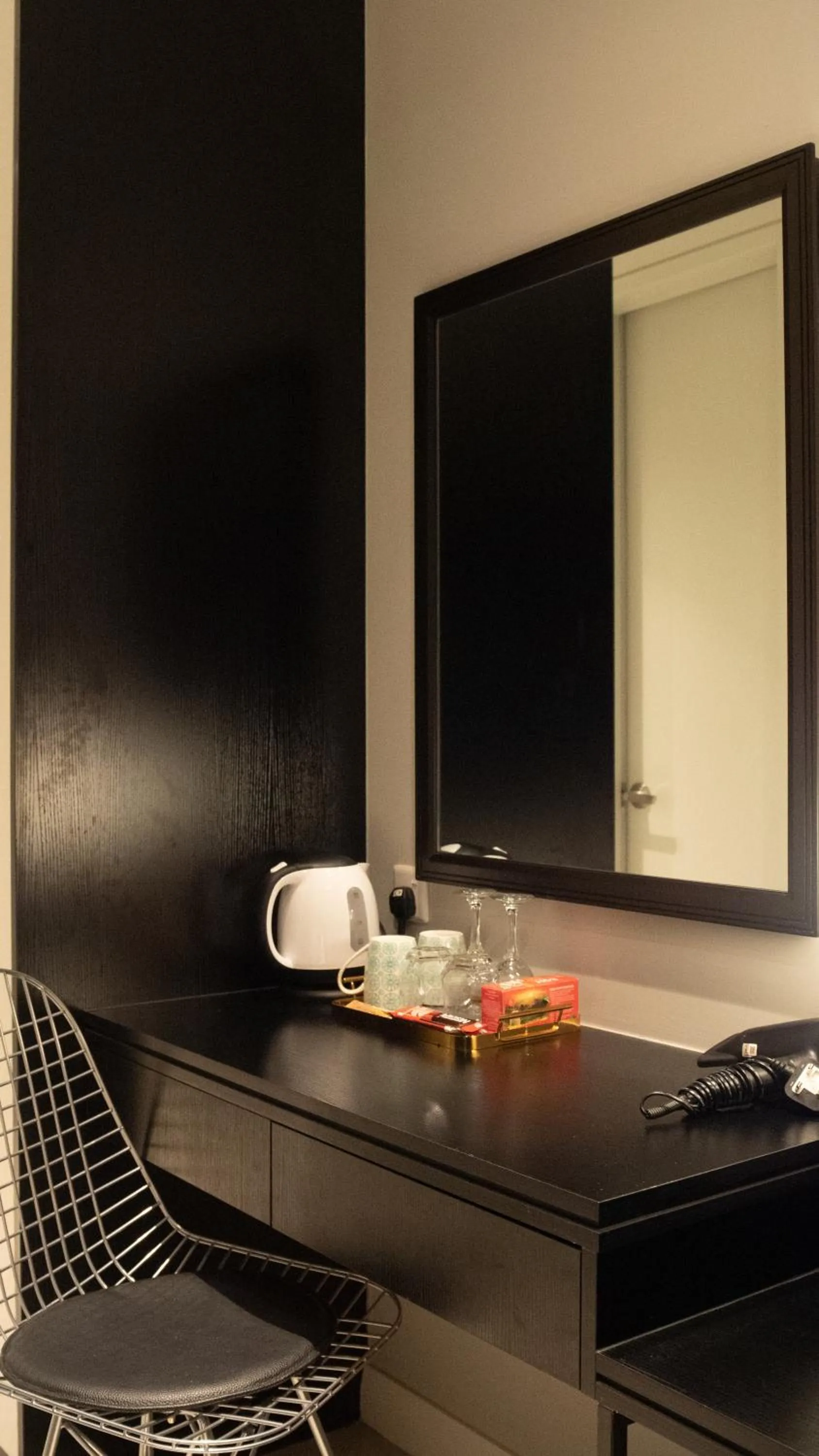 hair dresser in Axon Residence KLCC - JD HOME