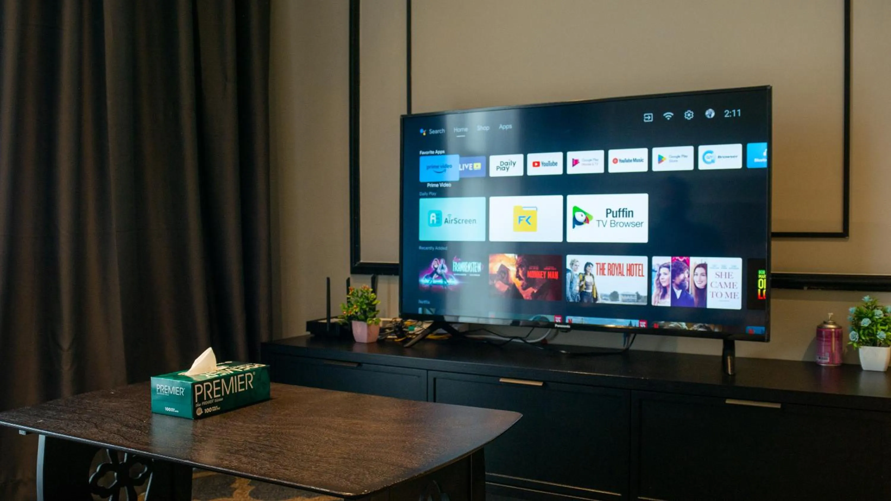 Communal lounge/ TV room in Axon Residence KLCC - JD HOME