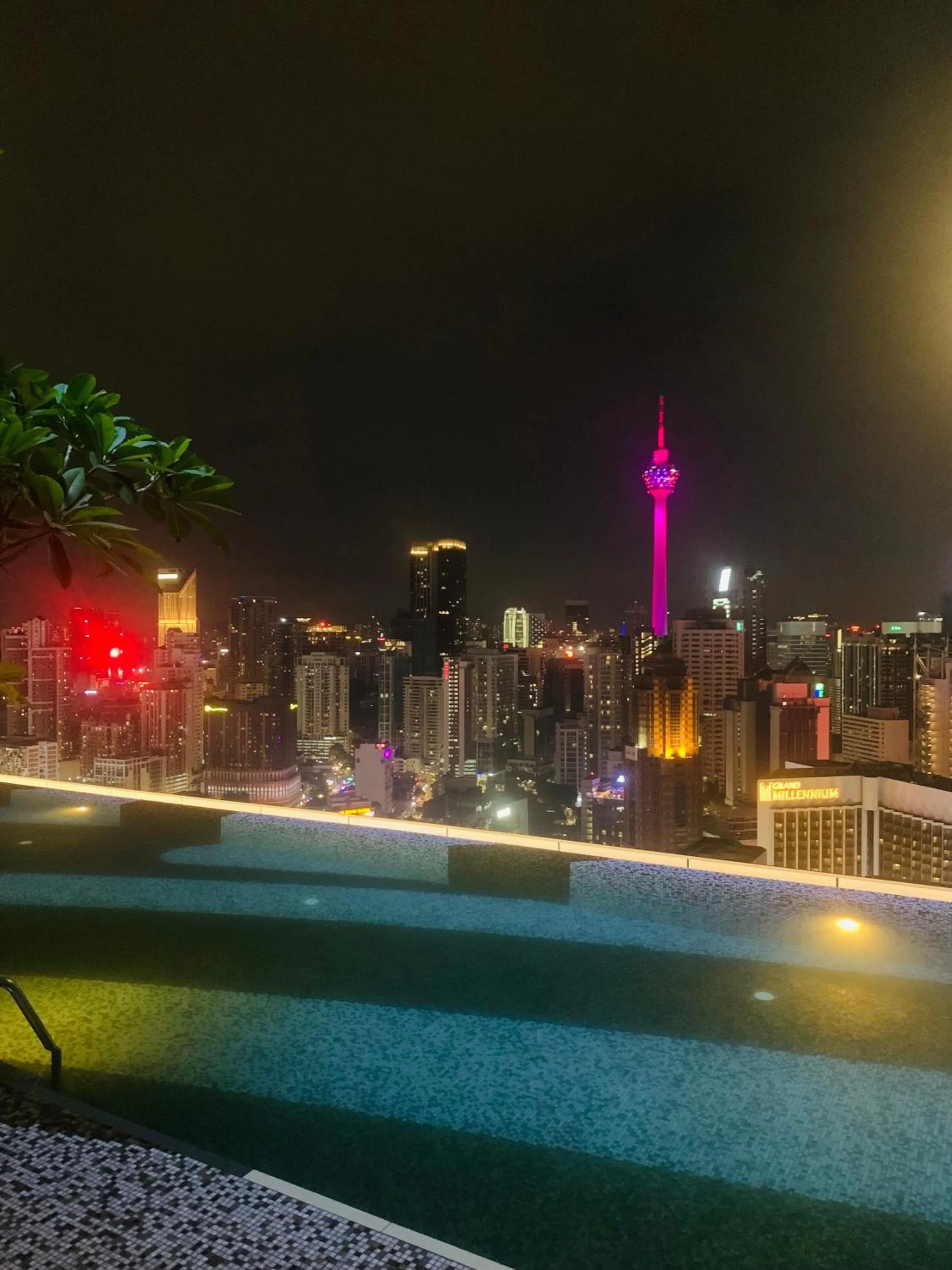 Night in Axon Residence KLCC - JD HOME