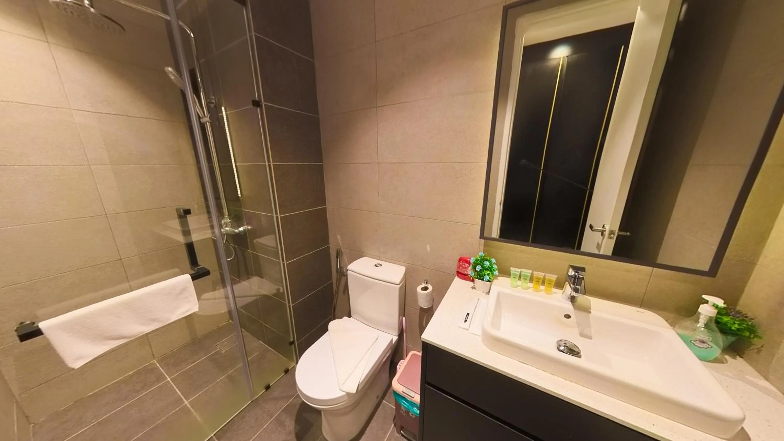 Shower in Axon Residence KLCC - JD HOME