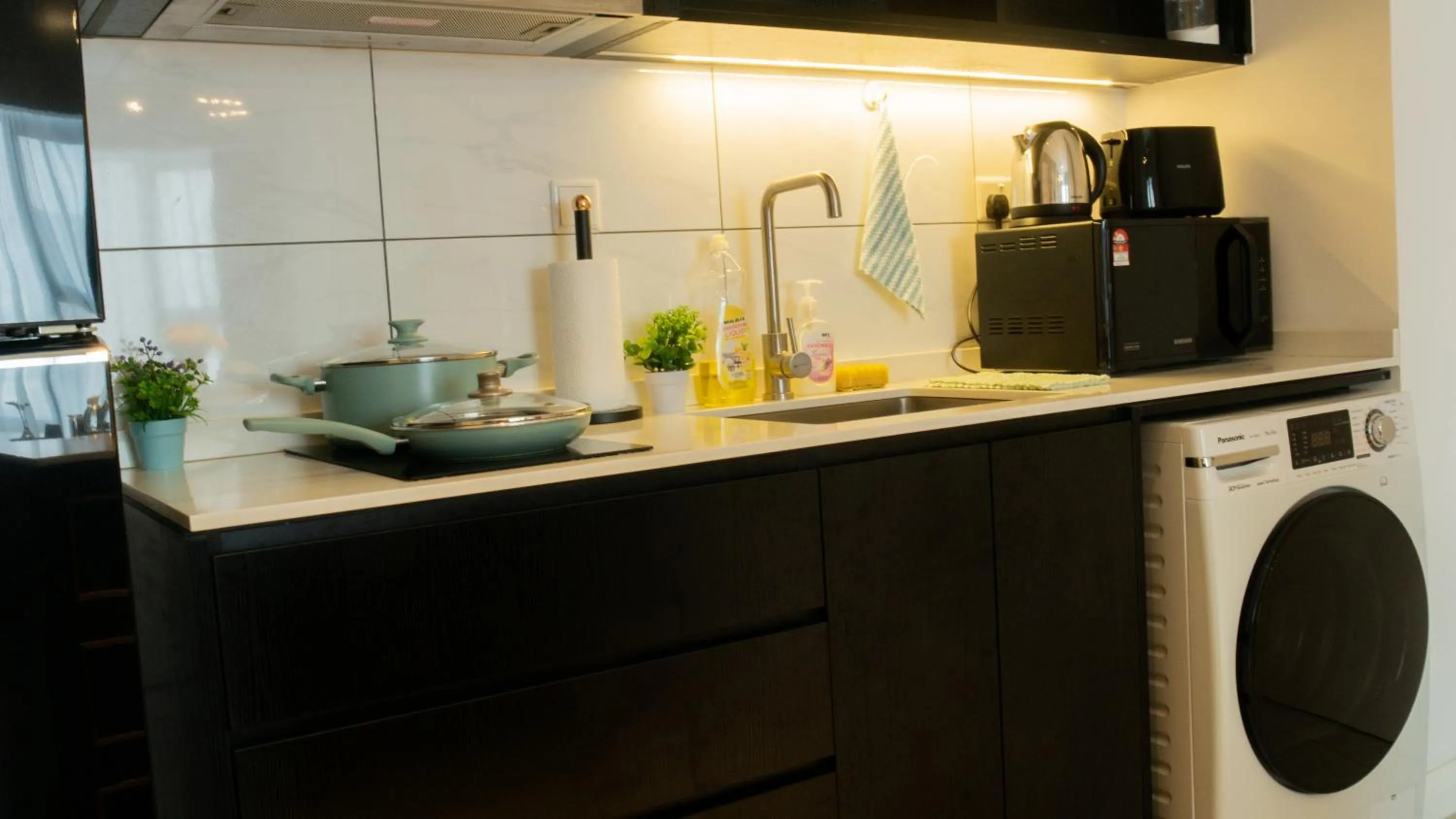 Coffee/tea facilities in Axon Residence KLCC - JD HOME