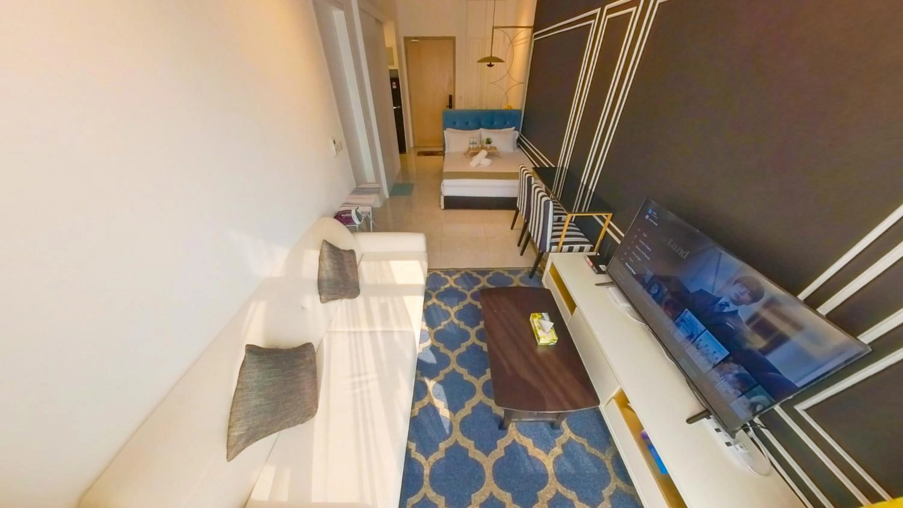 Communal lounge/ TV room in Axon Residence KLCC - JD HOME