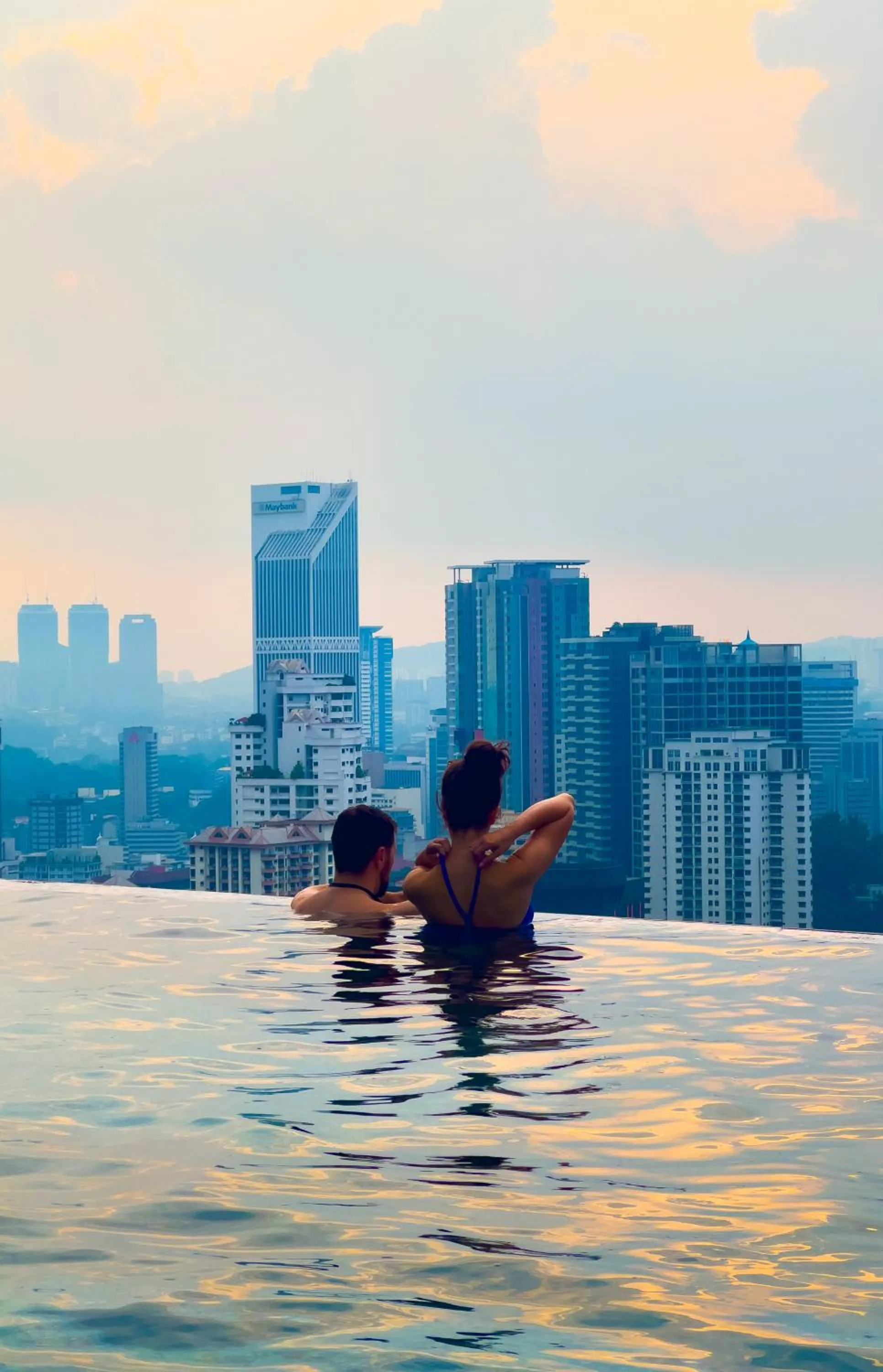 Swimming pool in Axon Residence KLCC - JD HOME