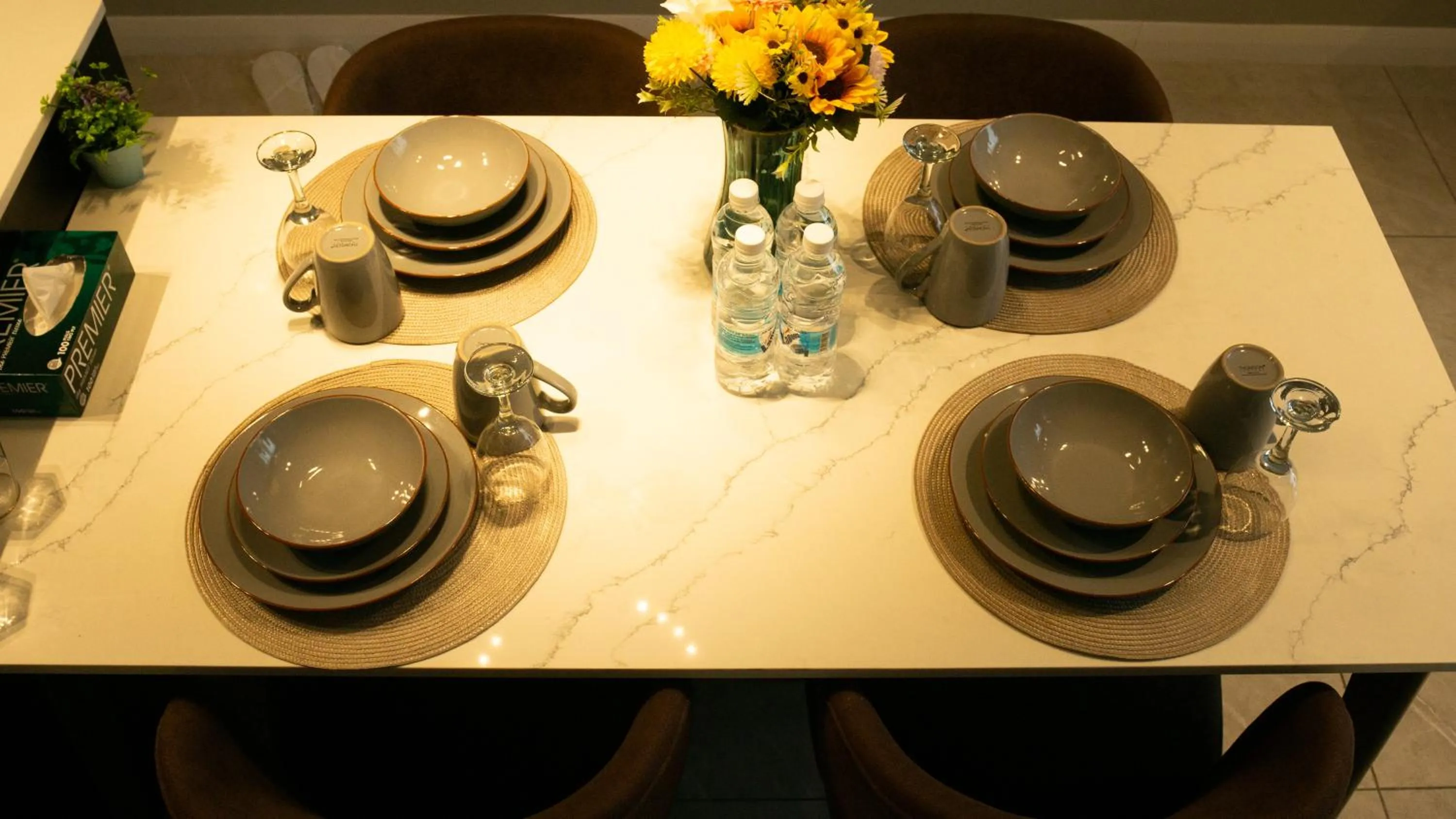 Food and drinks in Axon Residence KLCC - JD HOME