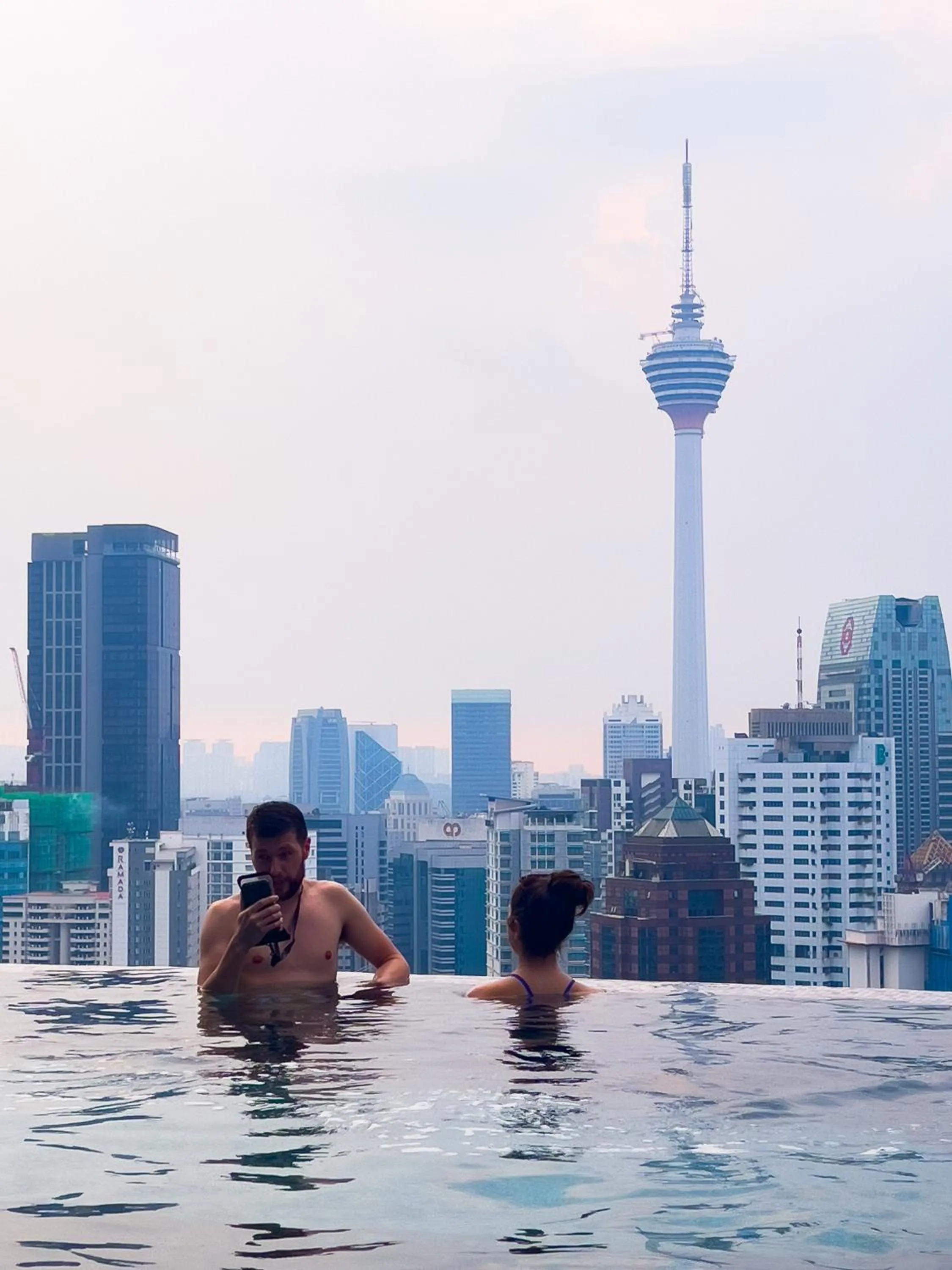 People in Axon Residence KLCC - JD HOME