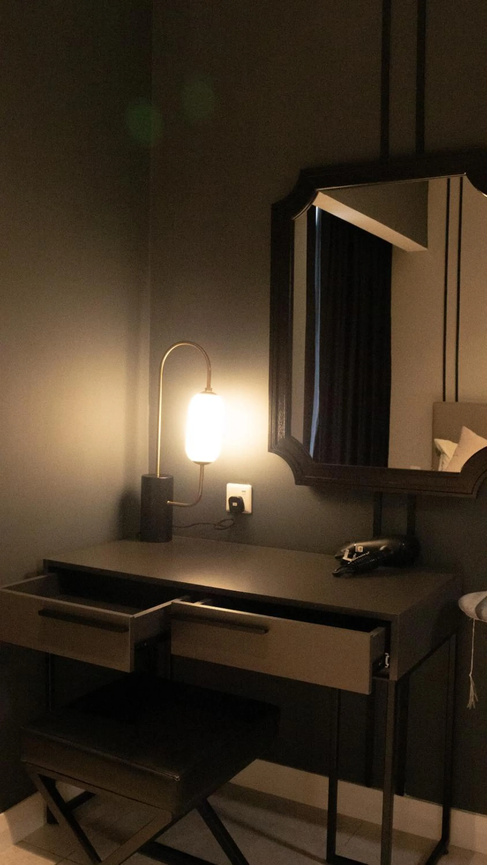 hair dresser in Axon Residence KLCC - JD HOME