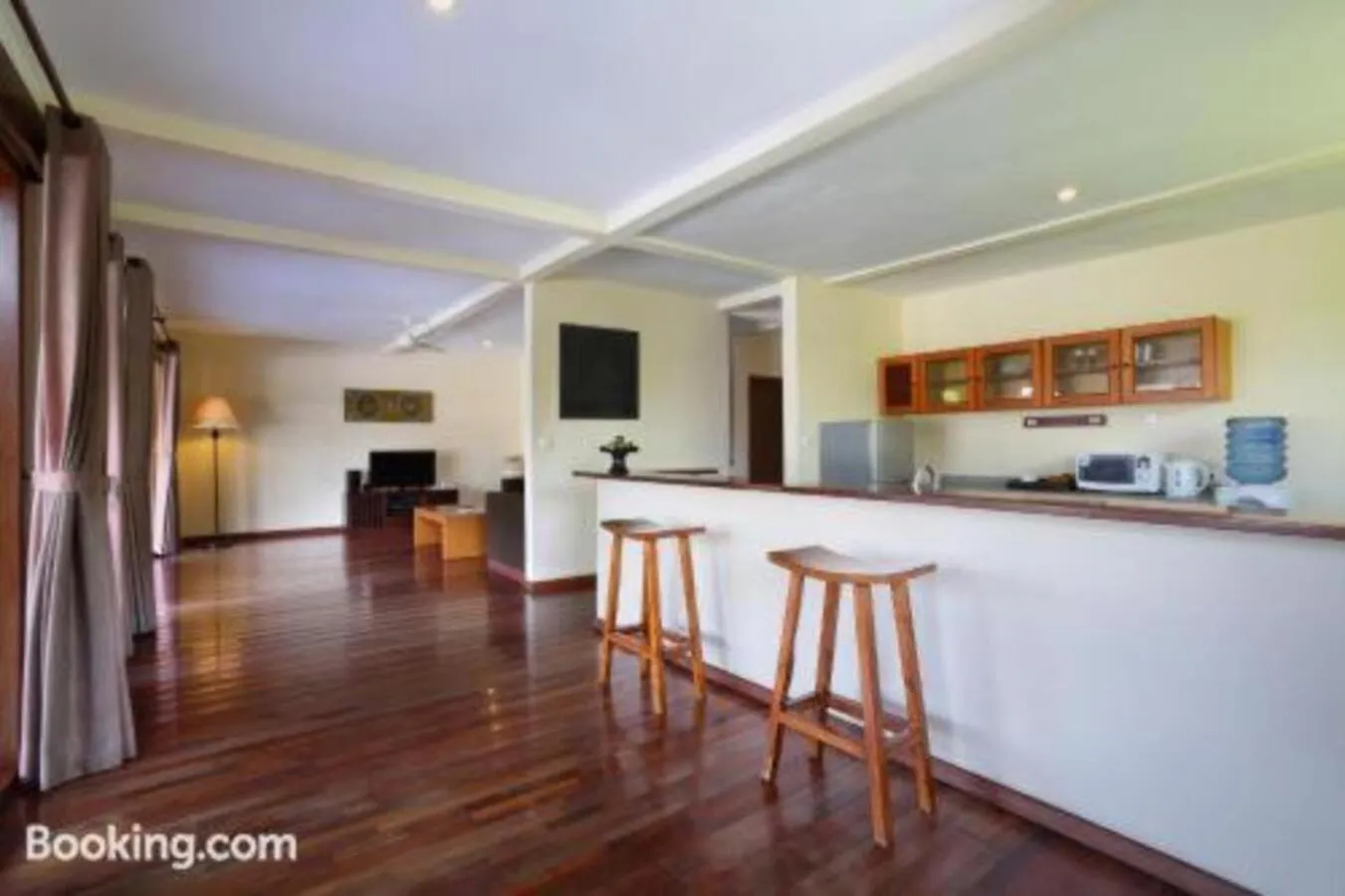 Communal lounge/ TV room in The Canggu Boutique Villas