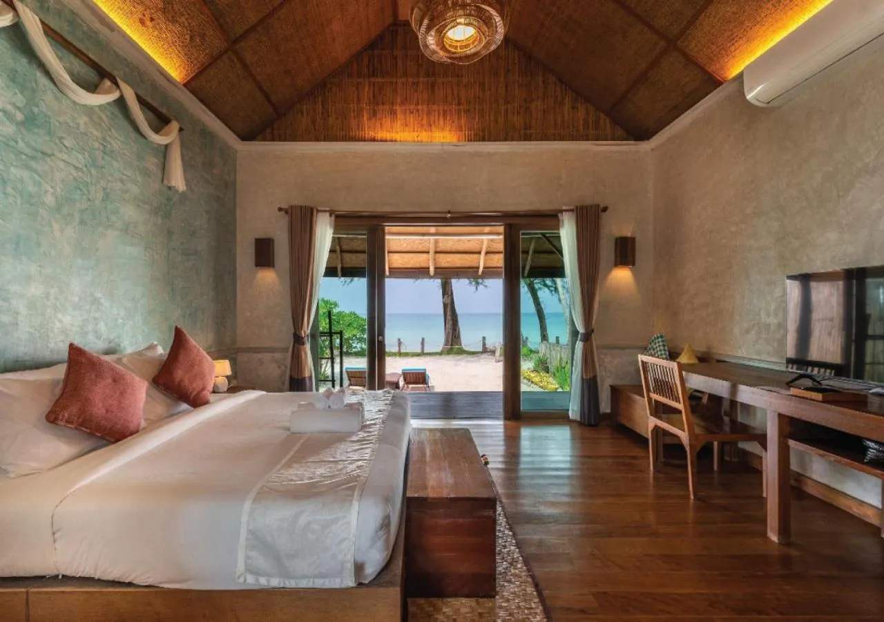 Property building, Bed in Tinkerbell Resort @ Koh Kood