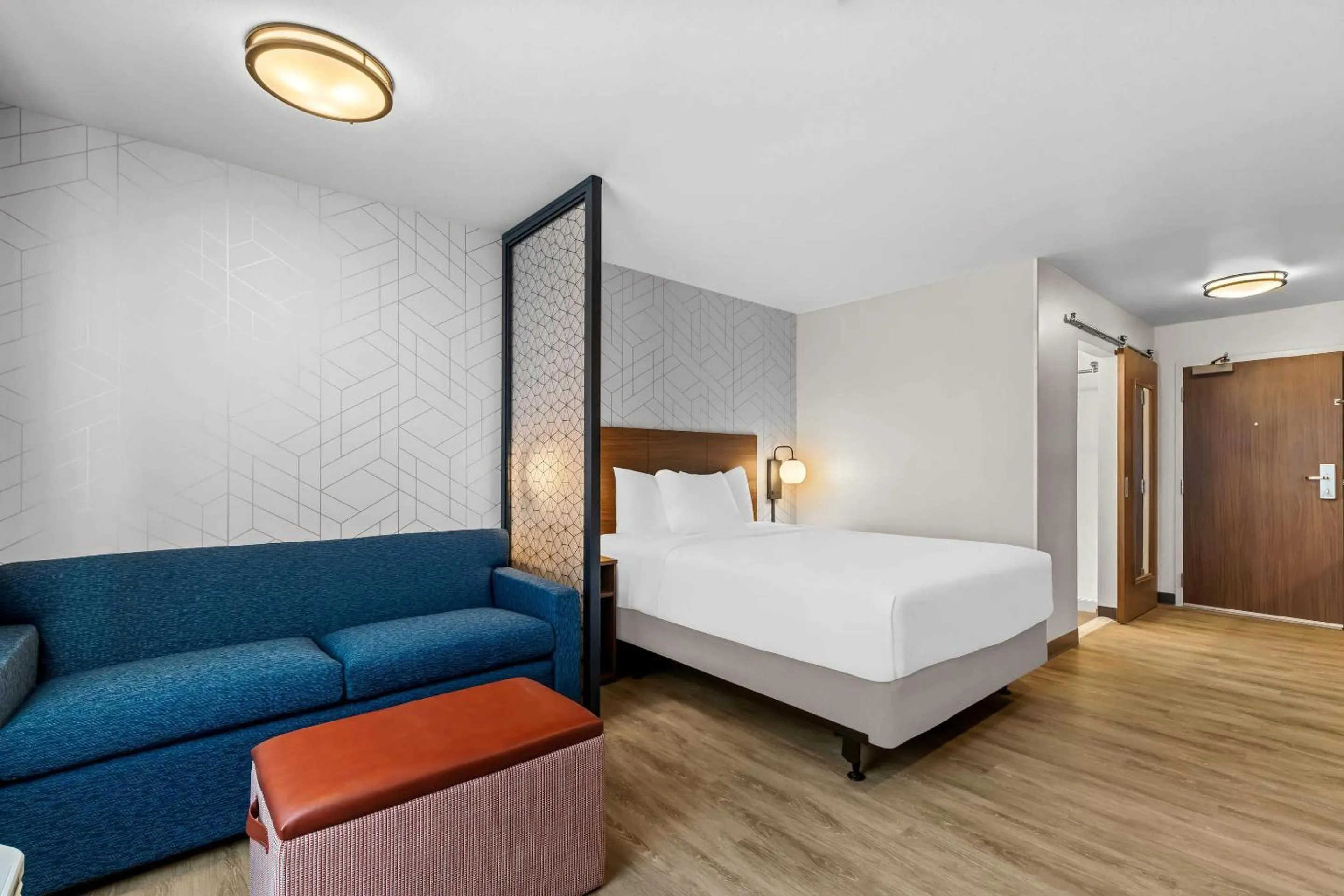 Queen Suite with Sofa - Non Smoking in Everhome Suites Temecula