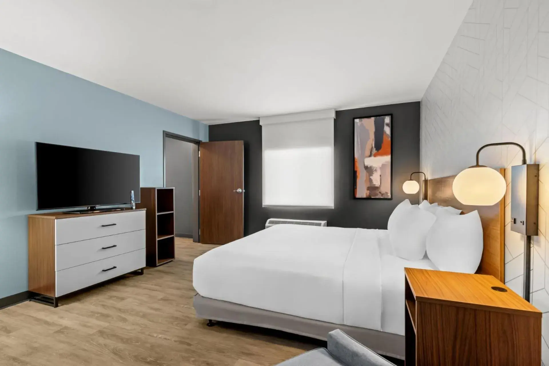 King Suite with Sofa - Non Smoking in Everhome Suites Temecula King Suite with Sofa - Non Smoking in Everhome Suites Temecula