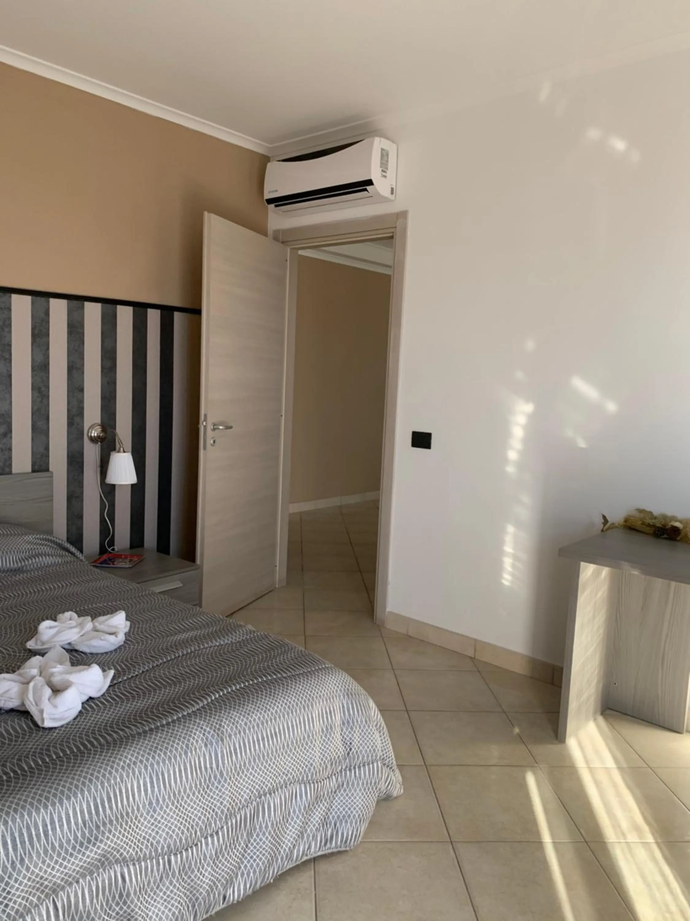 Bedroom, Bed in Raggio di Sole