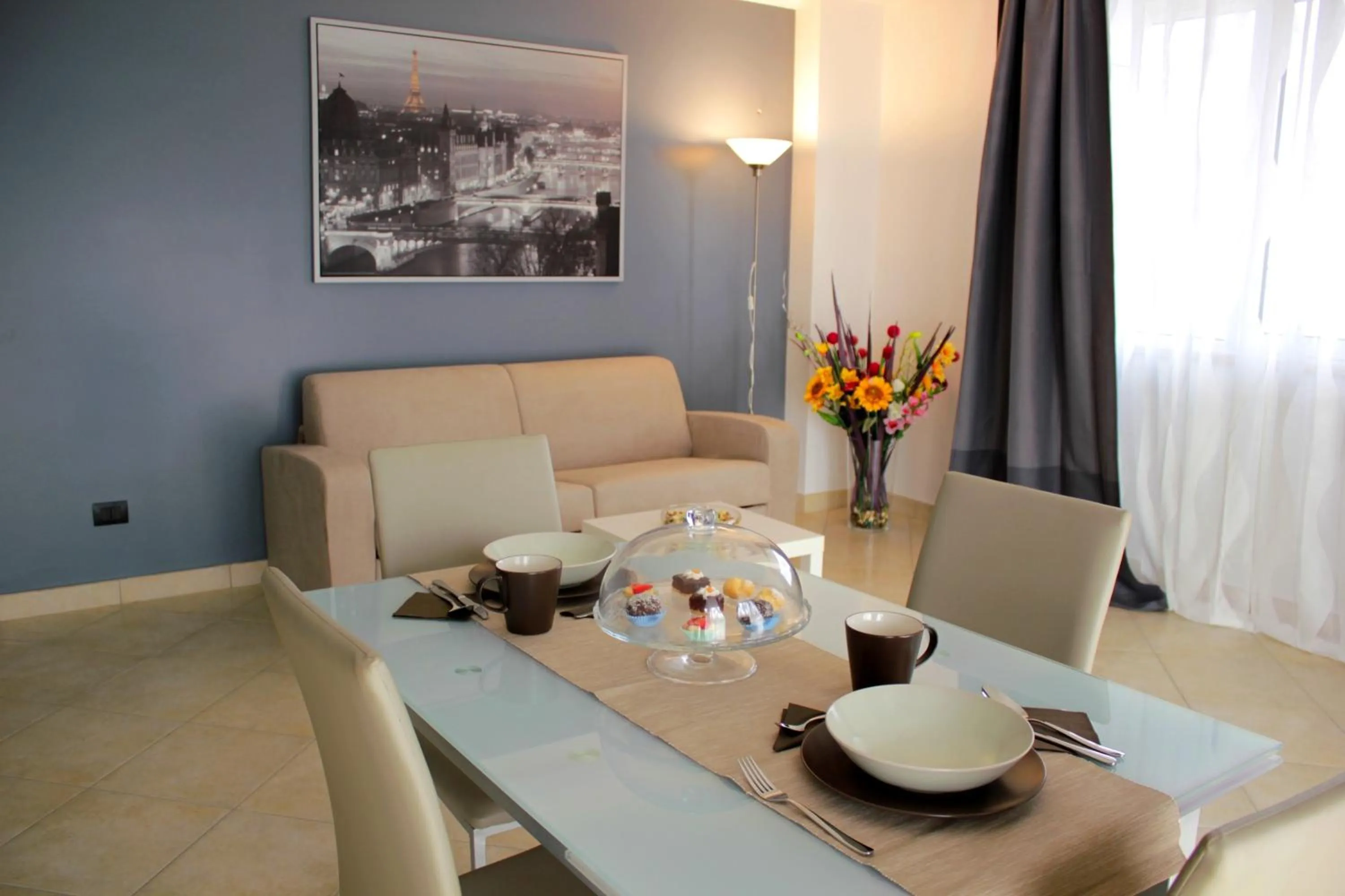 Dining area in Raggio di Sole