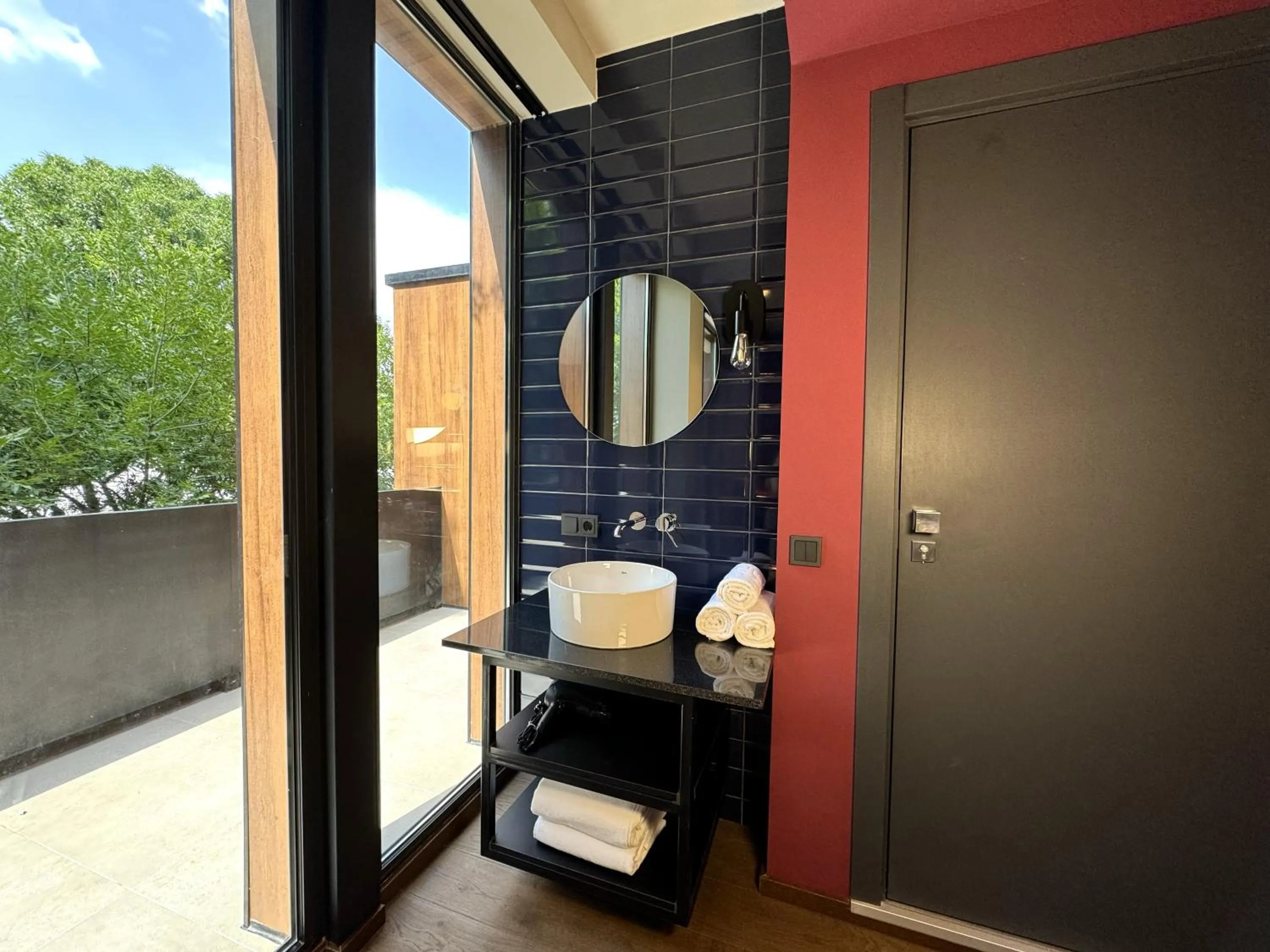 Toilet in Design Hotel & Private Spa - Tbilisi Edition