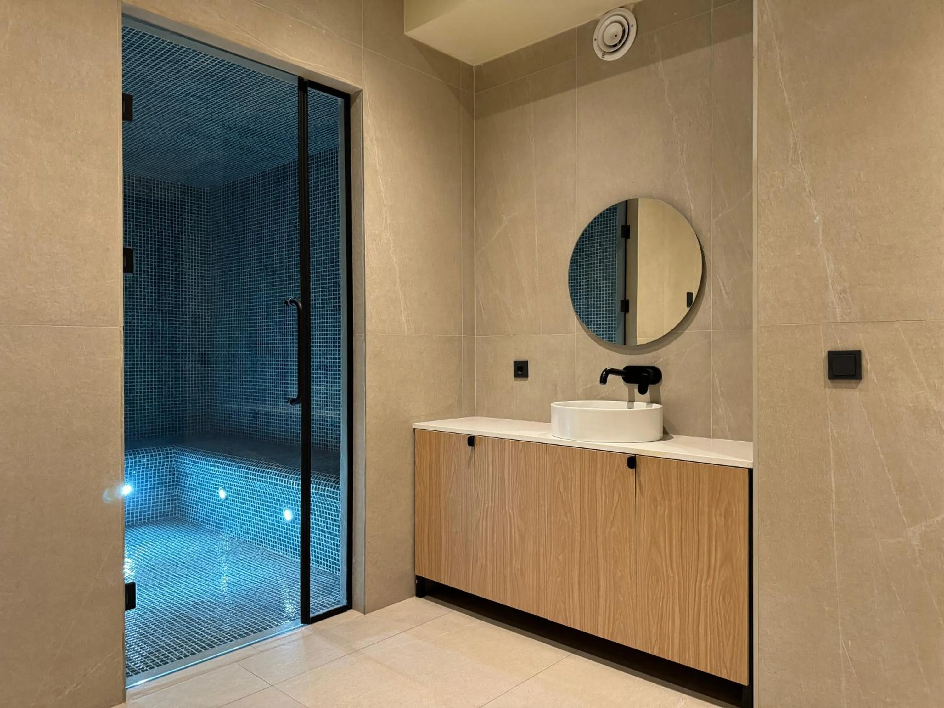 Spa and wellness centre/facilities in Design Hotel & Private Spa - Tbilisi Edition