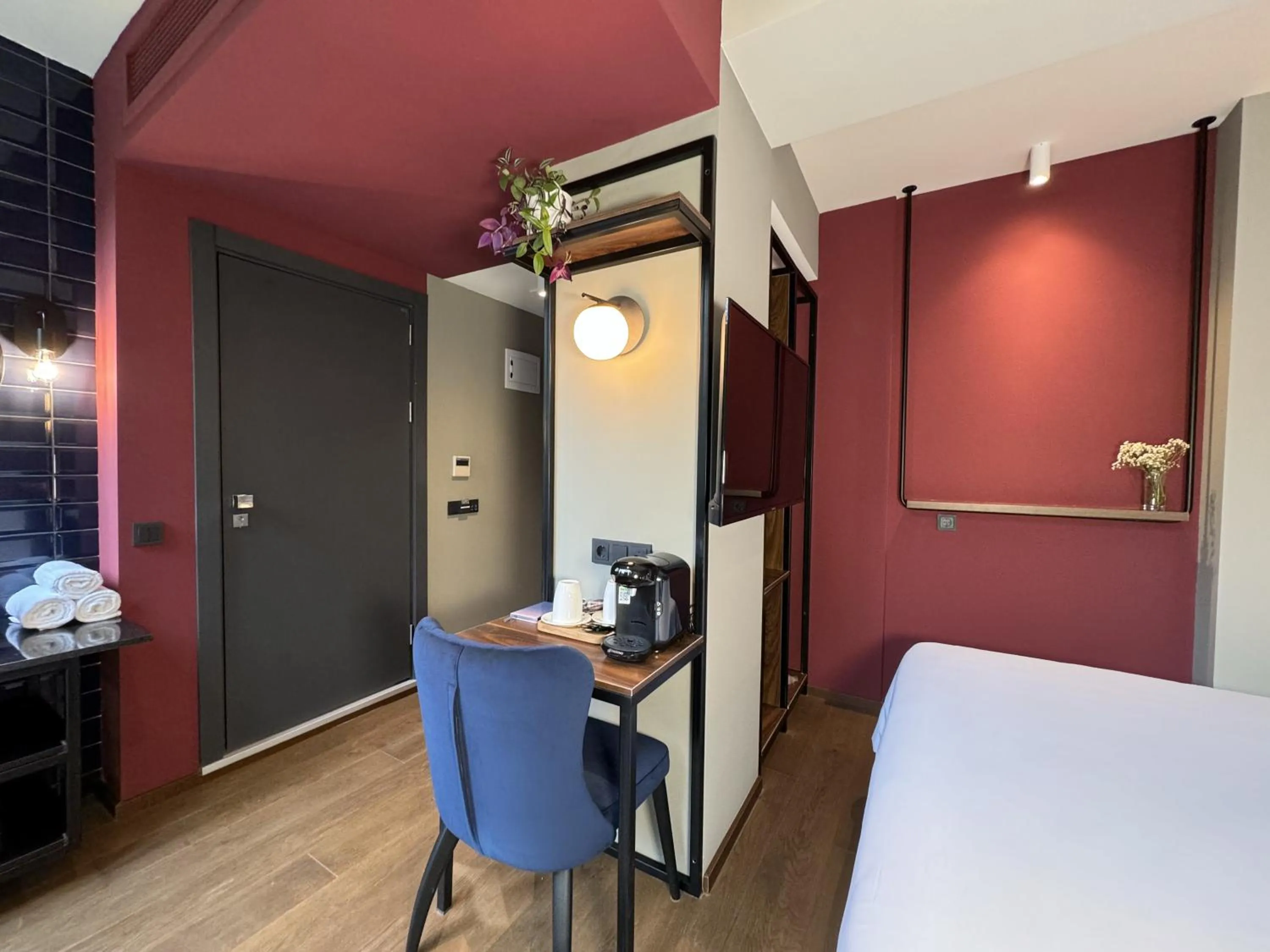 Bed in Design Hotel & Private Spa - Tbilisi Edition