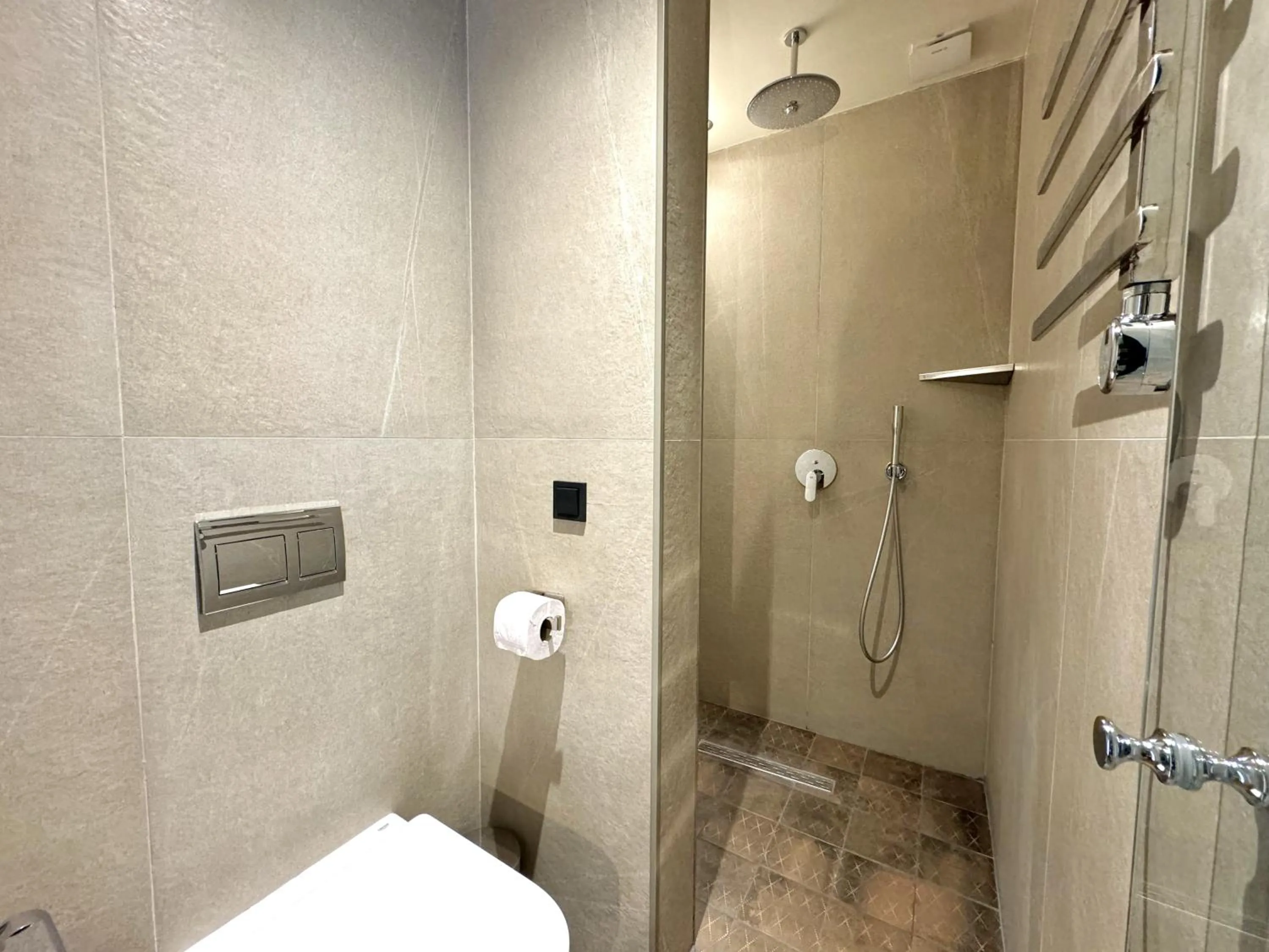 Shower in Design Hotel & Private Spa - Tbilisi Edition