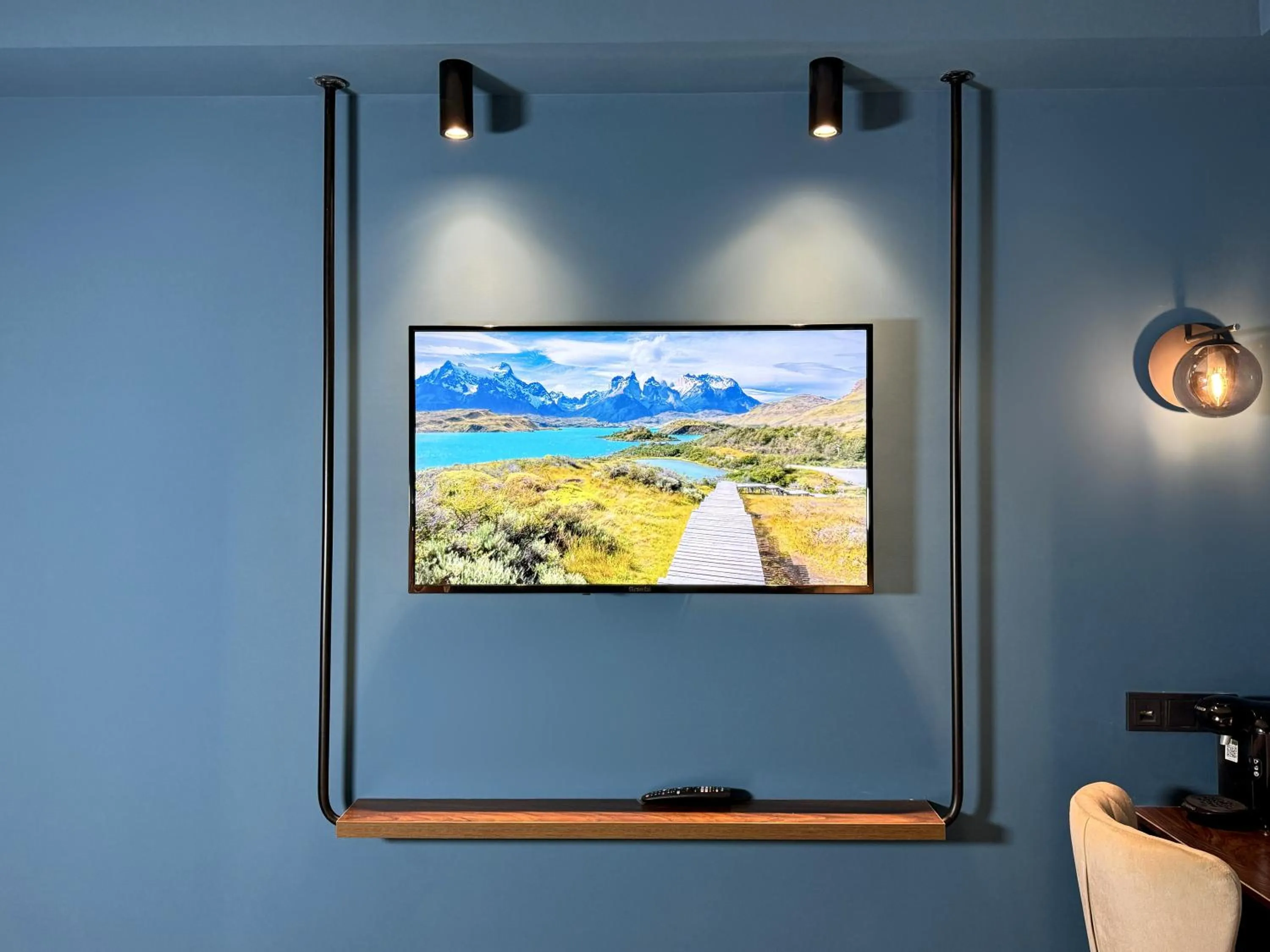 TV and multimedia in Design Hotel & Private Spa - Tbilisi Edition