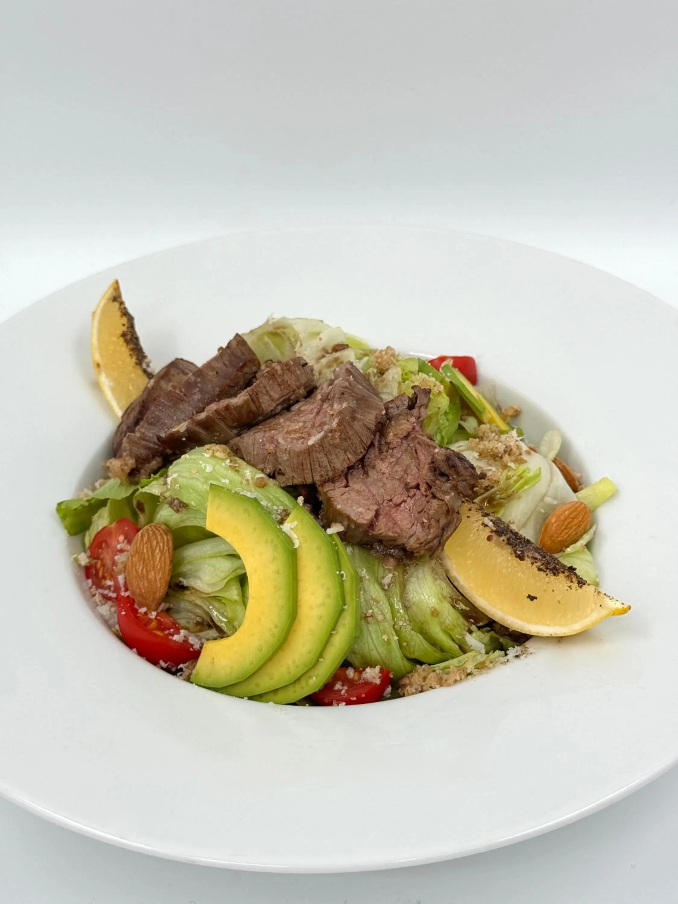 Restaurant/places to eat in Design Hotel & Private Spa - Tbilisi Edition