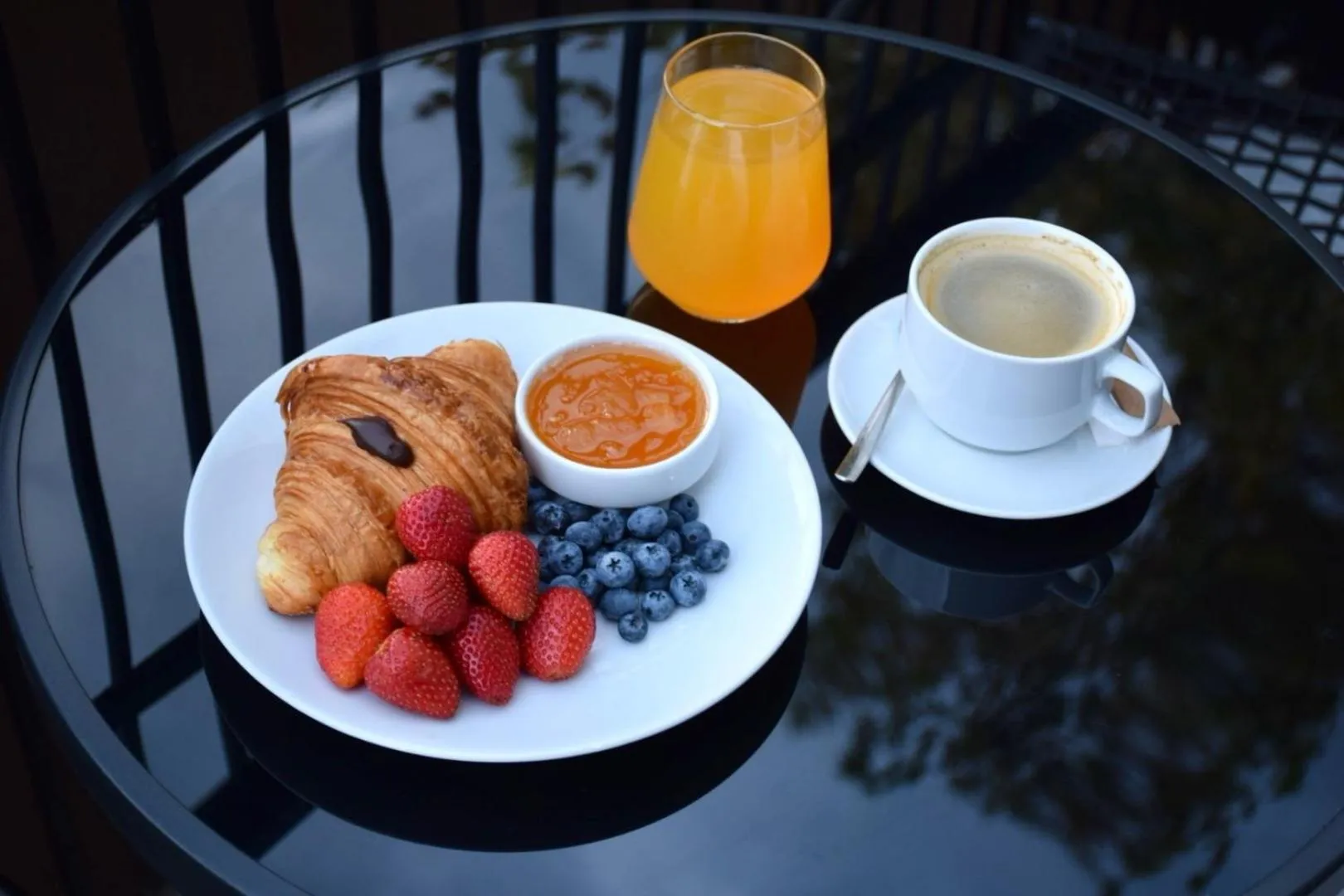 Breakfast in Design Hotel & Private Spa - Tbilisi Edition