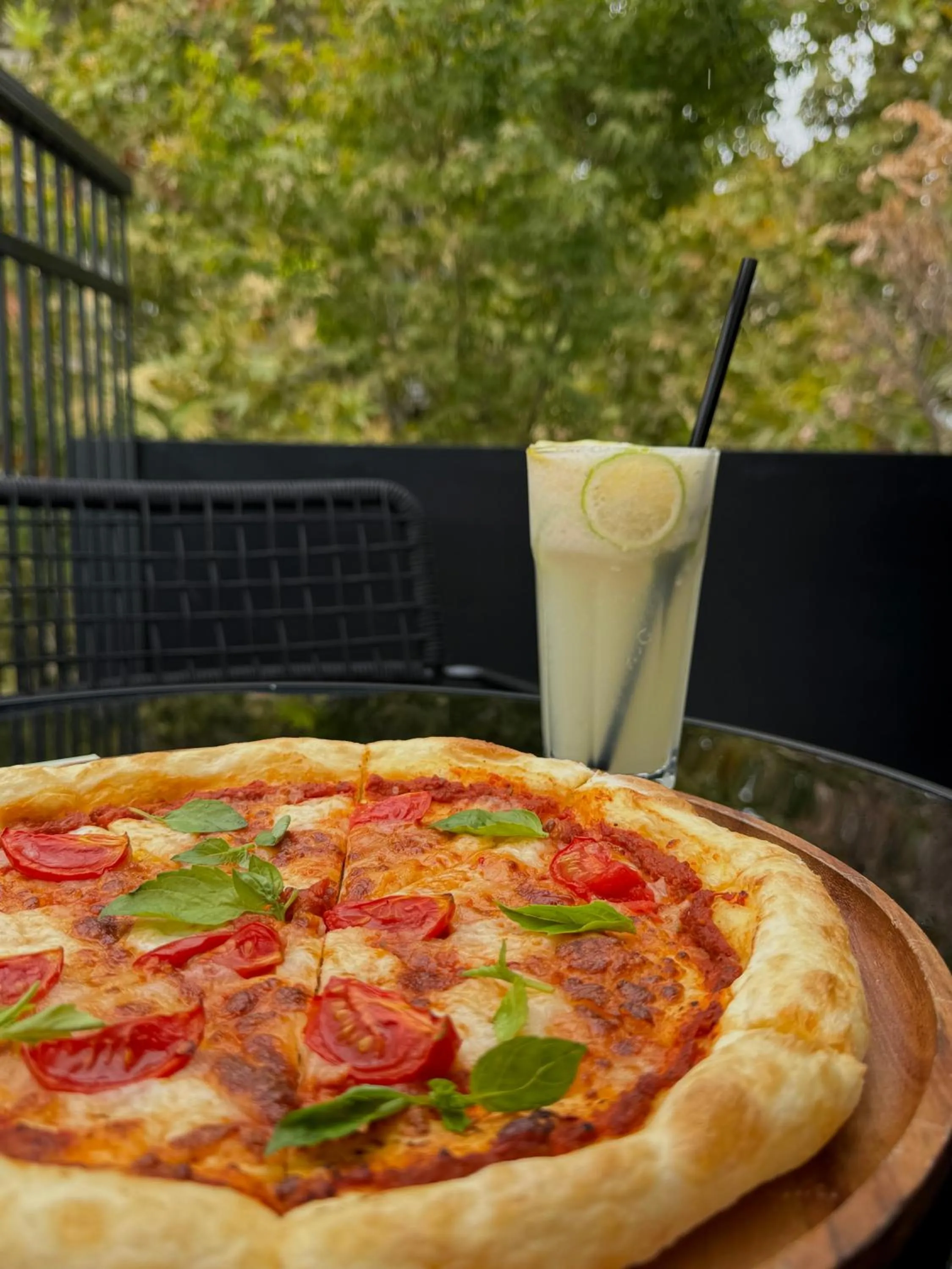 Restaurant/places to eat in Design Hotel & Private Spa - Tbilisi Edition