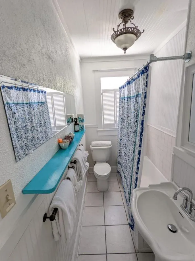 Old Powder House Inn