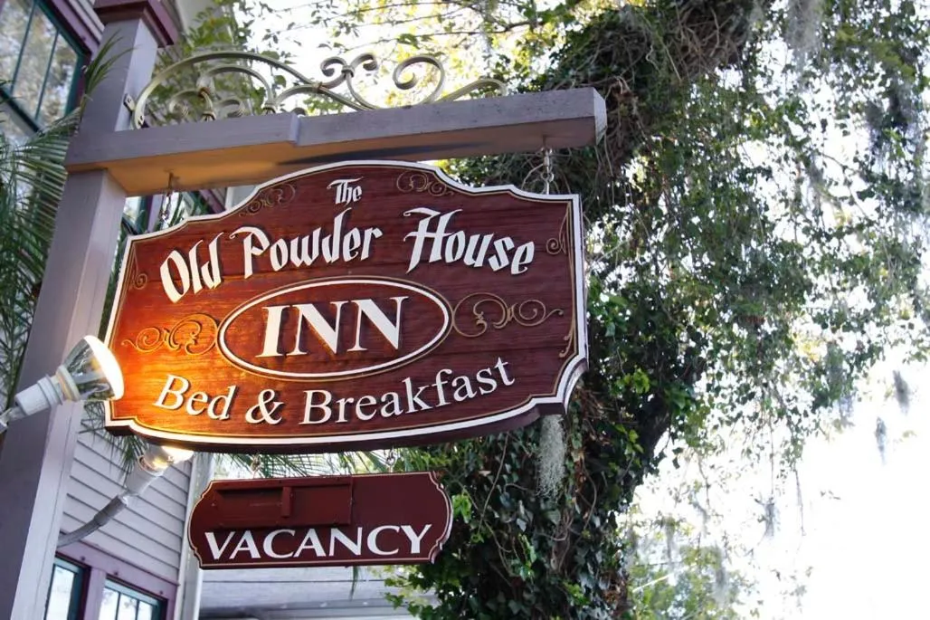 Old Powder House Inn