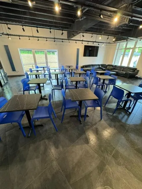 Restaurant/places to eat in My Motel Glasgow Airport