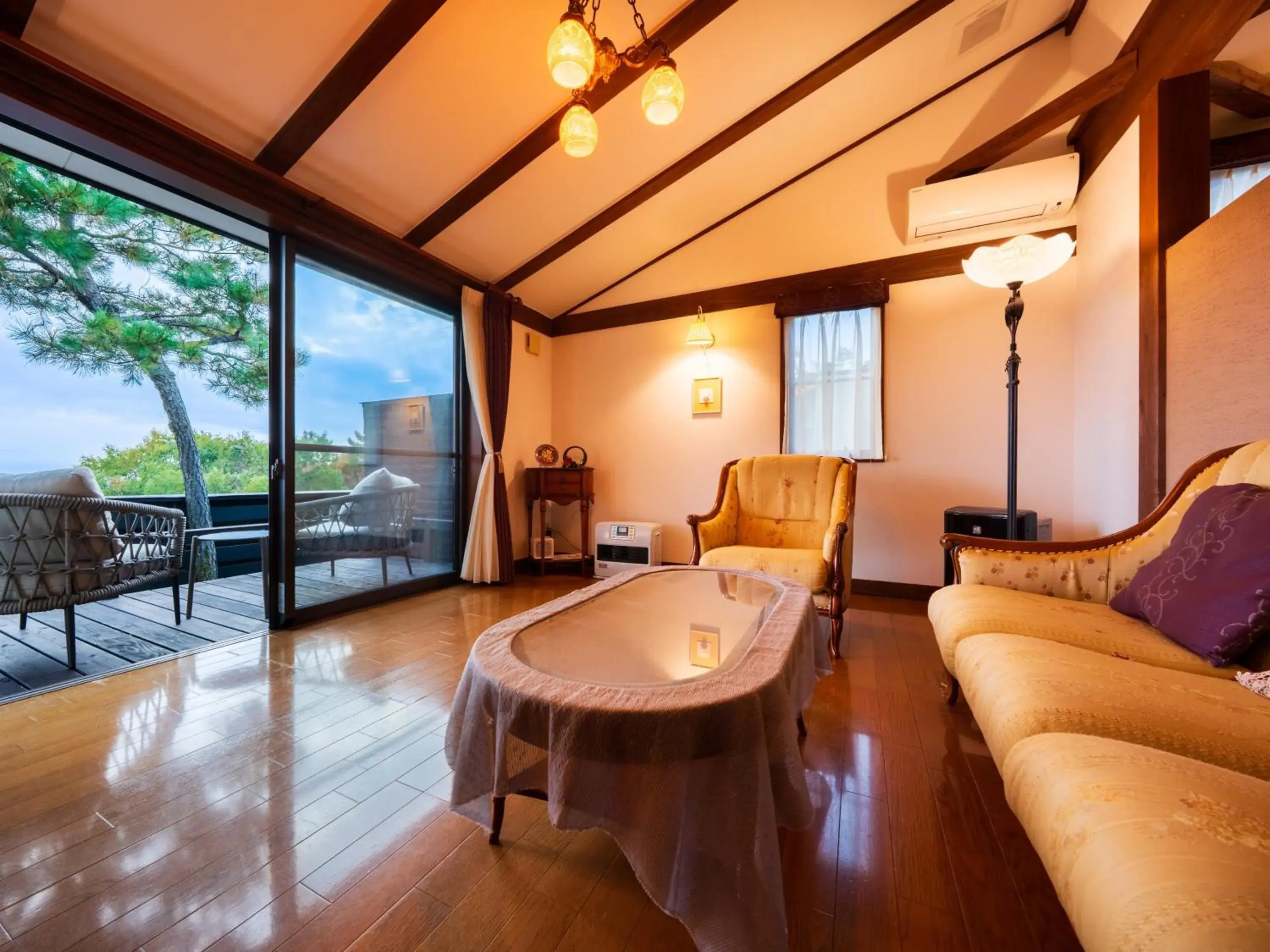 Deluxe Room in Auberge A MA FACON Deluxe Room in Auberge A MA FACON