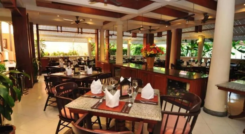 Hyton Leelavadee Hotel