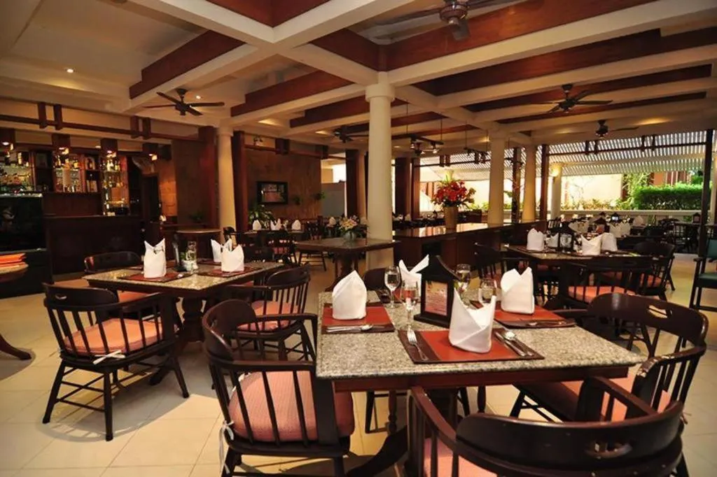 Hyton Leelavadee Hotel